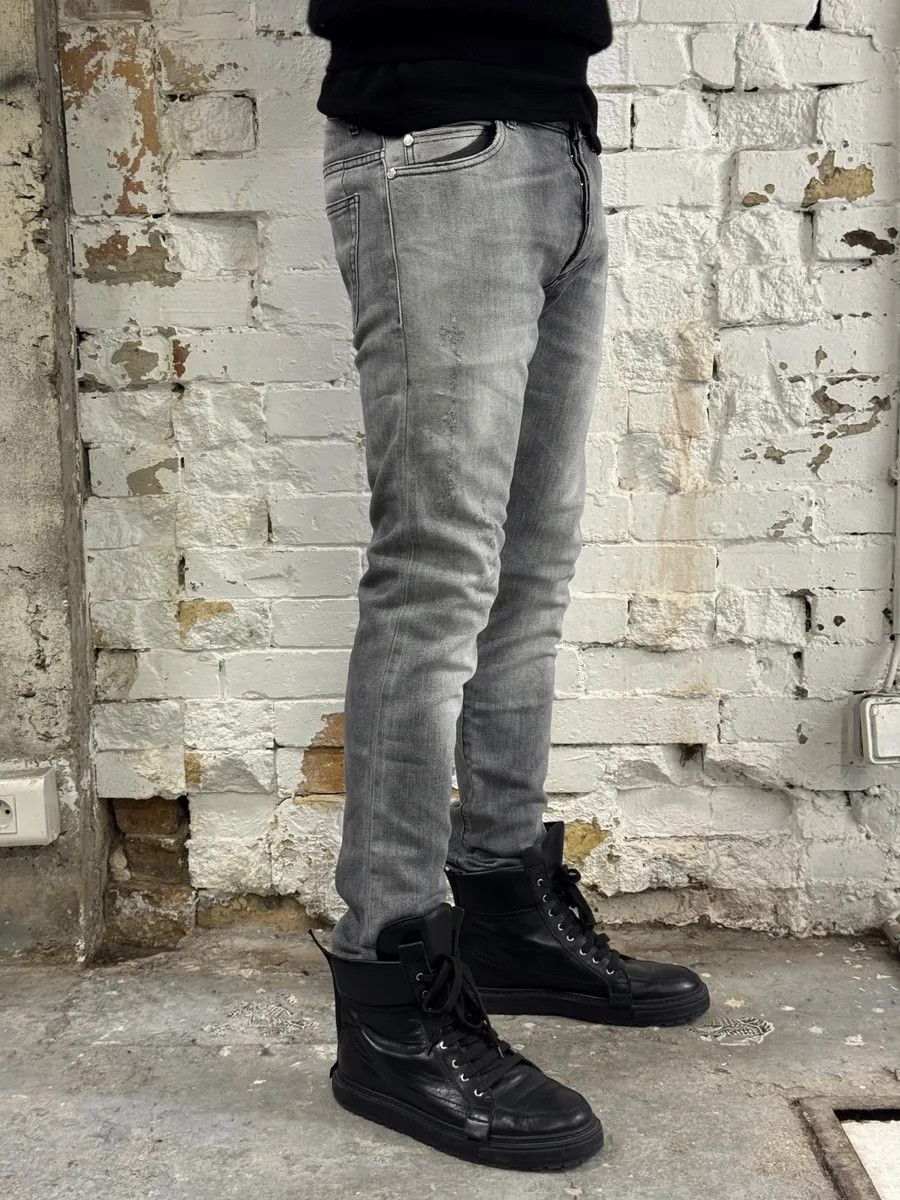Balmain 2010s Balmain Grey Faded Destroyed Denim Slim Jeans Size US 30 / EU 46 - 2 Thumbnail