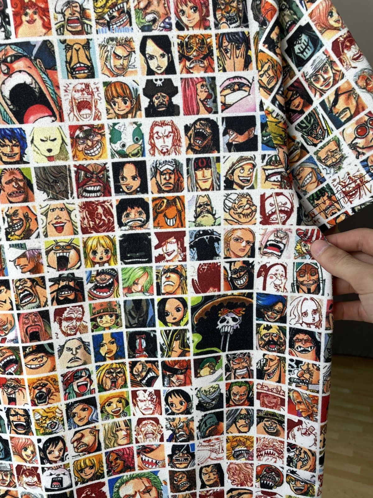 Anime ONE PIECE AOP × SHANKS x battle of marineford x fan bbotlegg Size US M / EU 48-50 / 2 - 11 Thumbnail