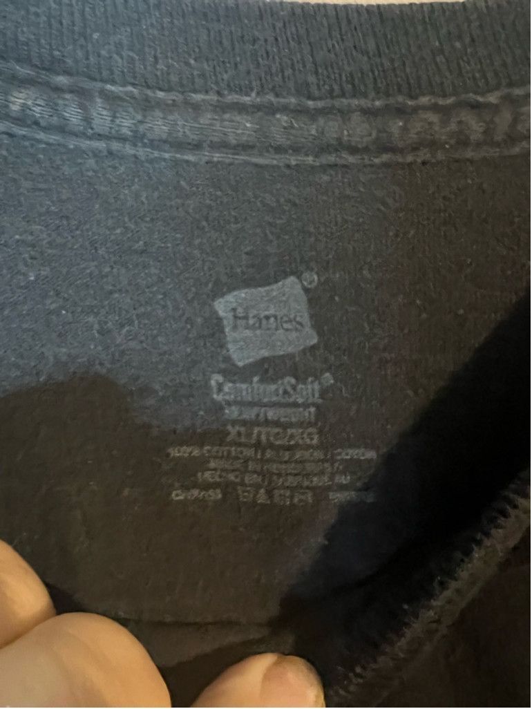 Hanes Men's Hanes T-shirt XL Black Aname Graphic Tee Size US XL / EU 56 / 4 - 3 Thumbnail