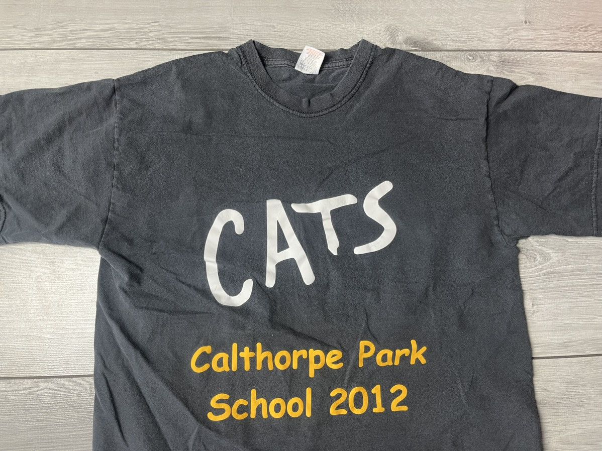 Band Tees Vintage Cat’s Broadway Eyes Tshirt size Medium Size US M / EU 48-50 / 2 - 3 Thumbnail