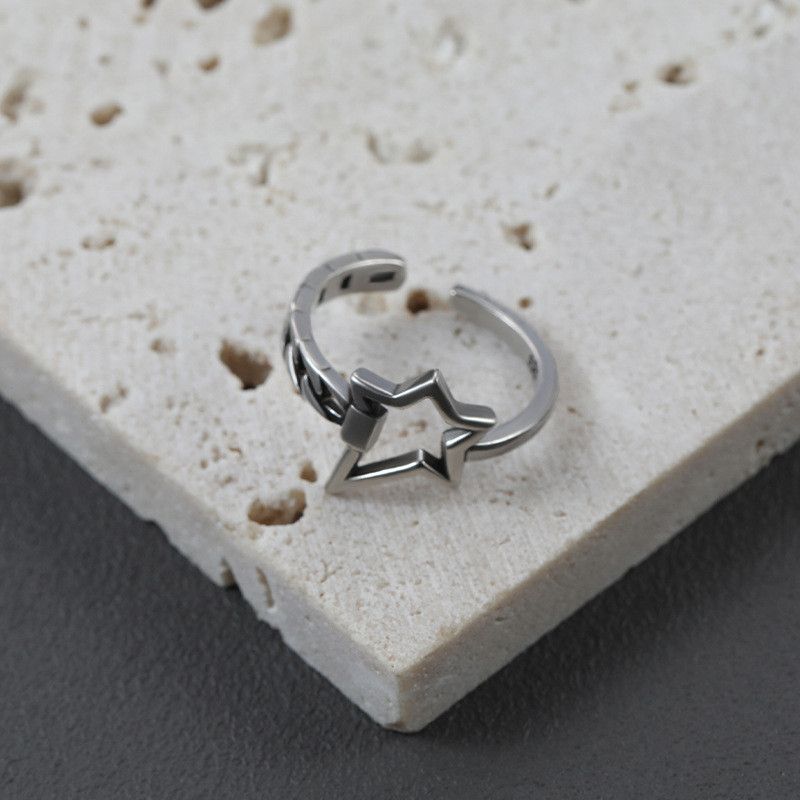 Jewelry Distressed Vintage-Style Trendy Punk Star Open Ring Size ONE SIZE - 2 Thumbnail