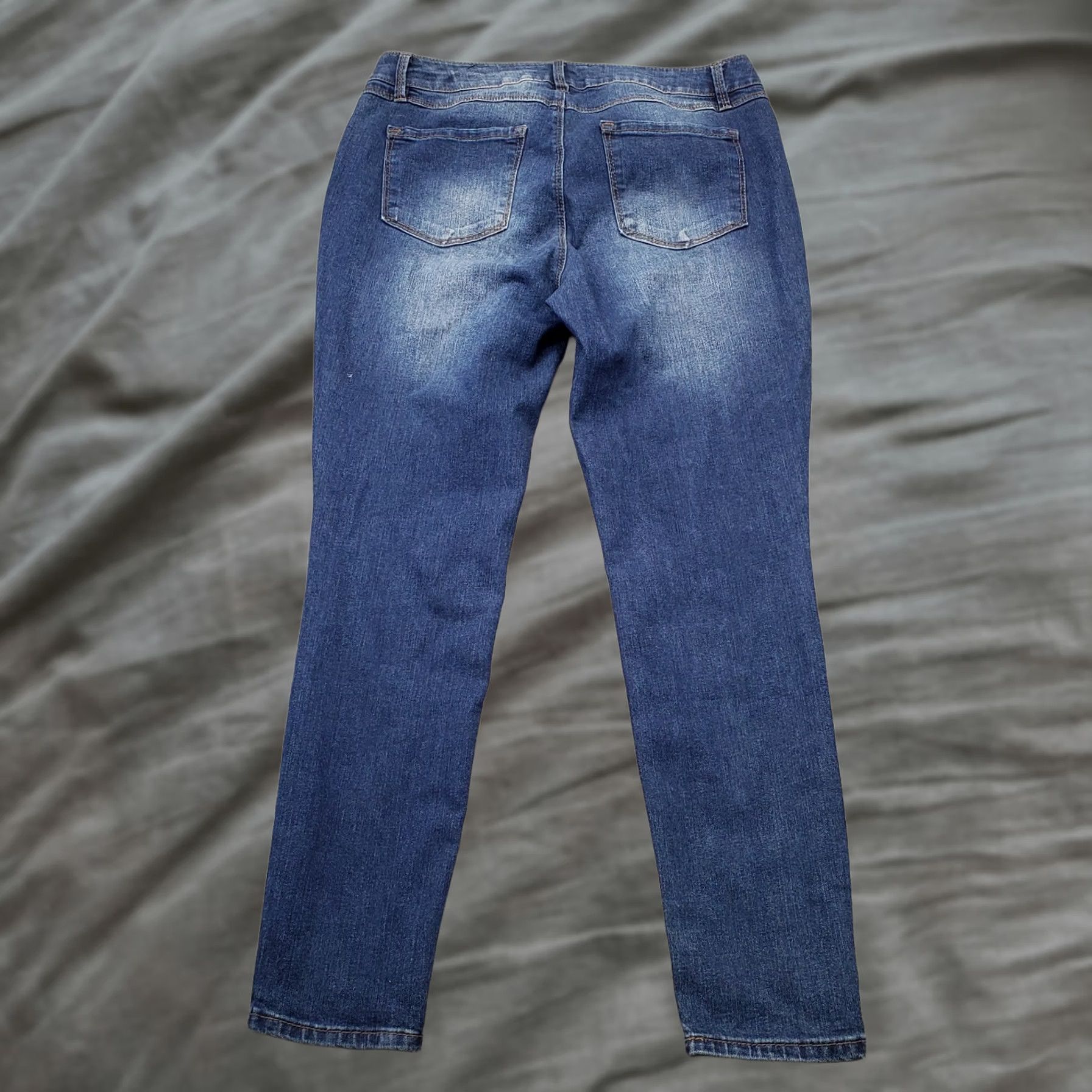 Vintage D. Jeans Womens Jeans Blue Denim High Rise Skinny 5-Pocket 32 Waist 29 Inseam Vintage: No Size 24" / US 00 / IT 34 - 1 Thumbnail