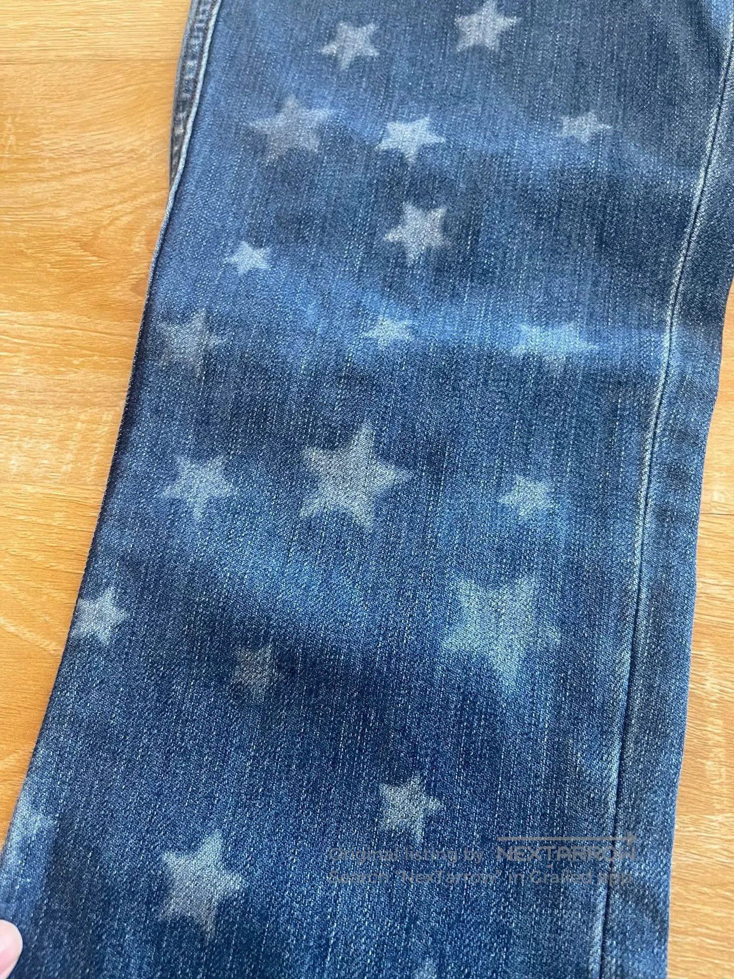 Valentino valentino star print denim jeans size 26. Size US 26 / EU 42 - 2 Thumbnail
