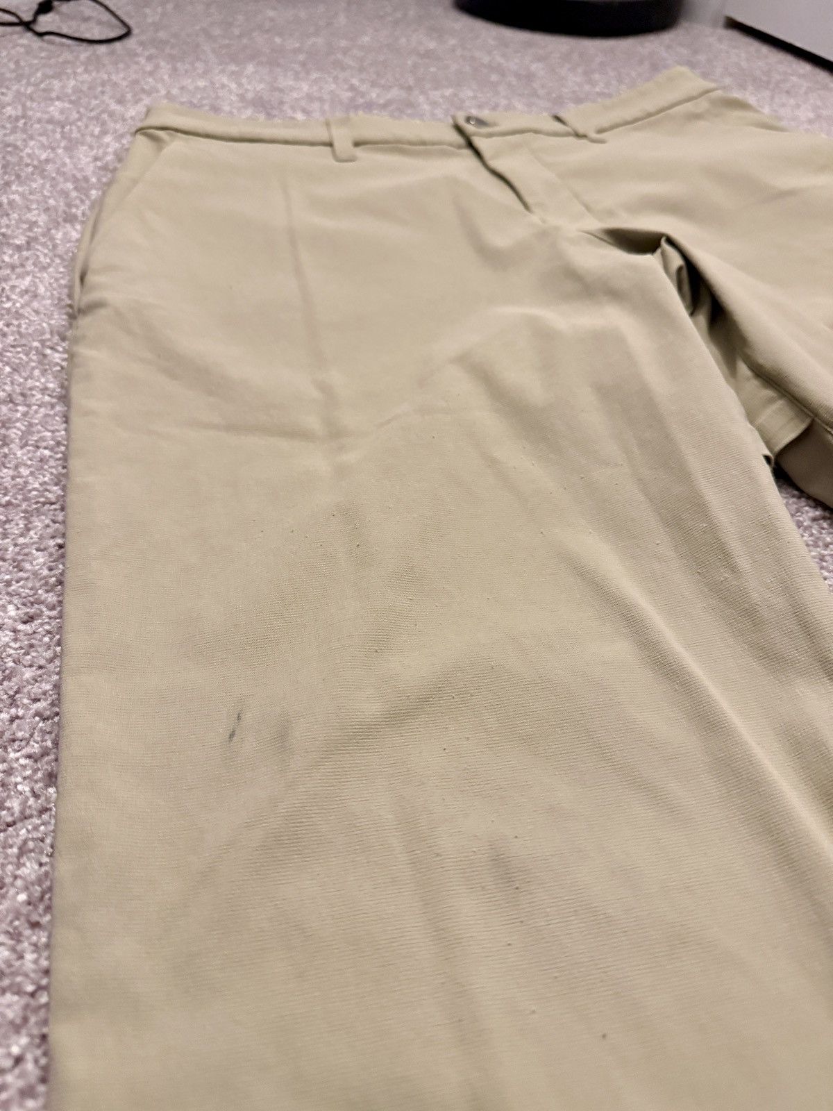 Lululemon Lululemon Chino Khaki Pants (33) Size US 33 - 2 Thumbnail