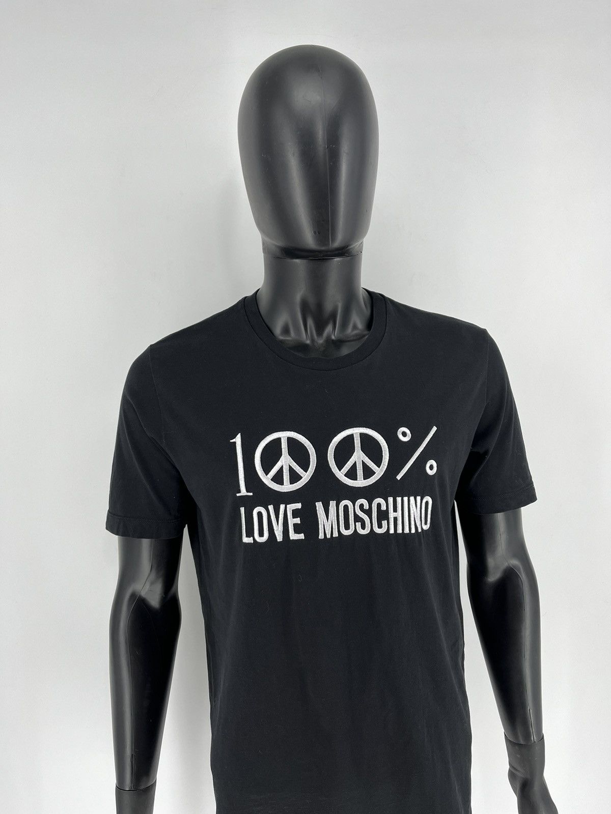 Moschino Vintage Y2K Moschino Blank Tee Shirt Big logo luxury Size L Size US L / EU 52-54 / 3 - 3 Thumbnail