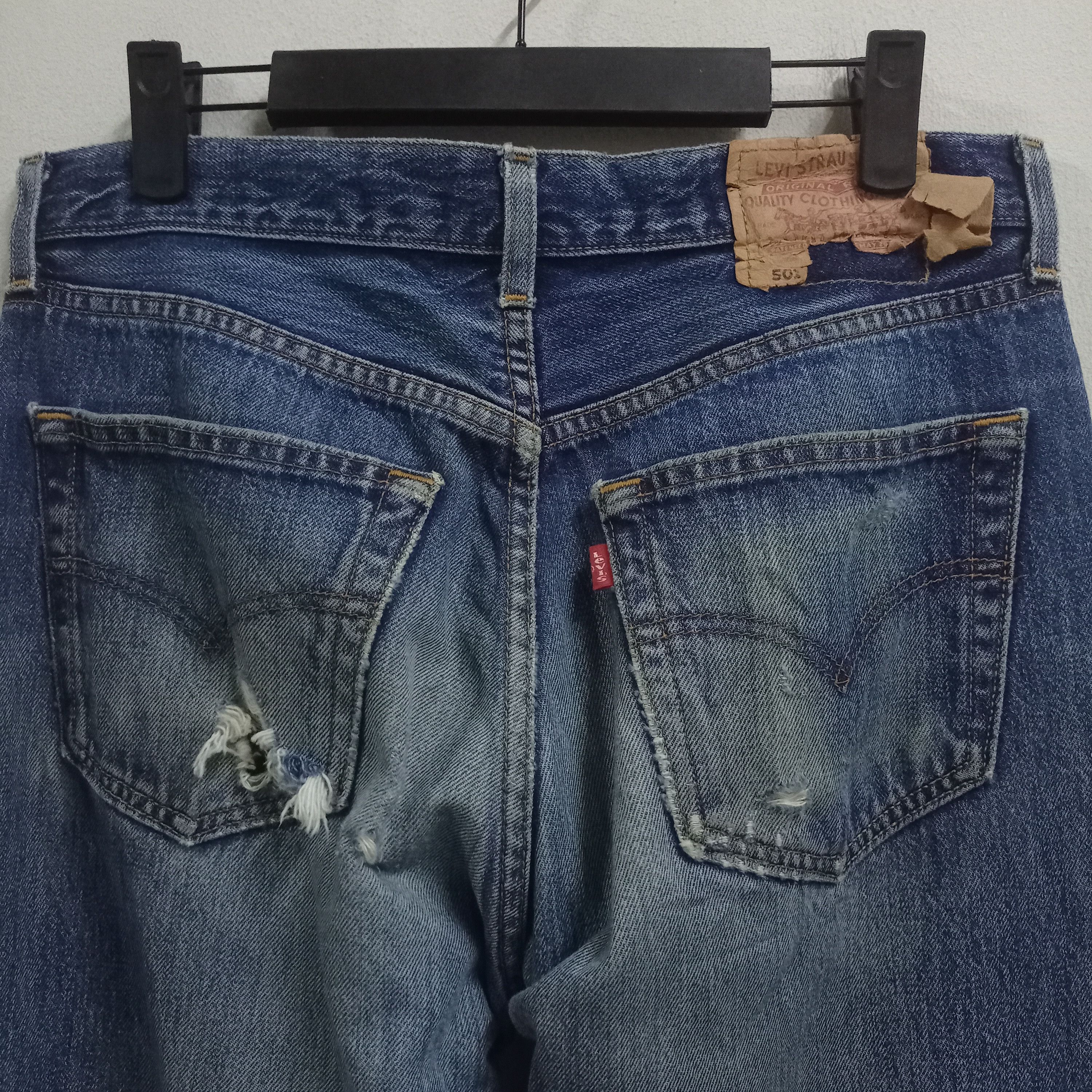 Levi's Europe Vintage 80s Levis 501 Mud Wash Distressed Loose Jeans Size US 31 - 7 Thumbnail