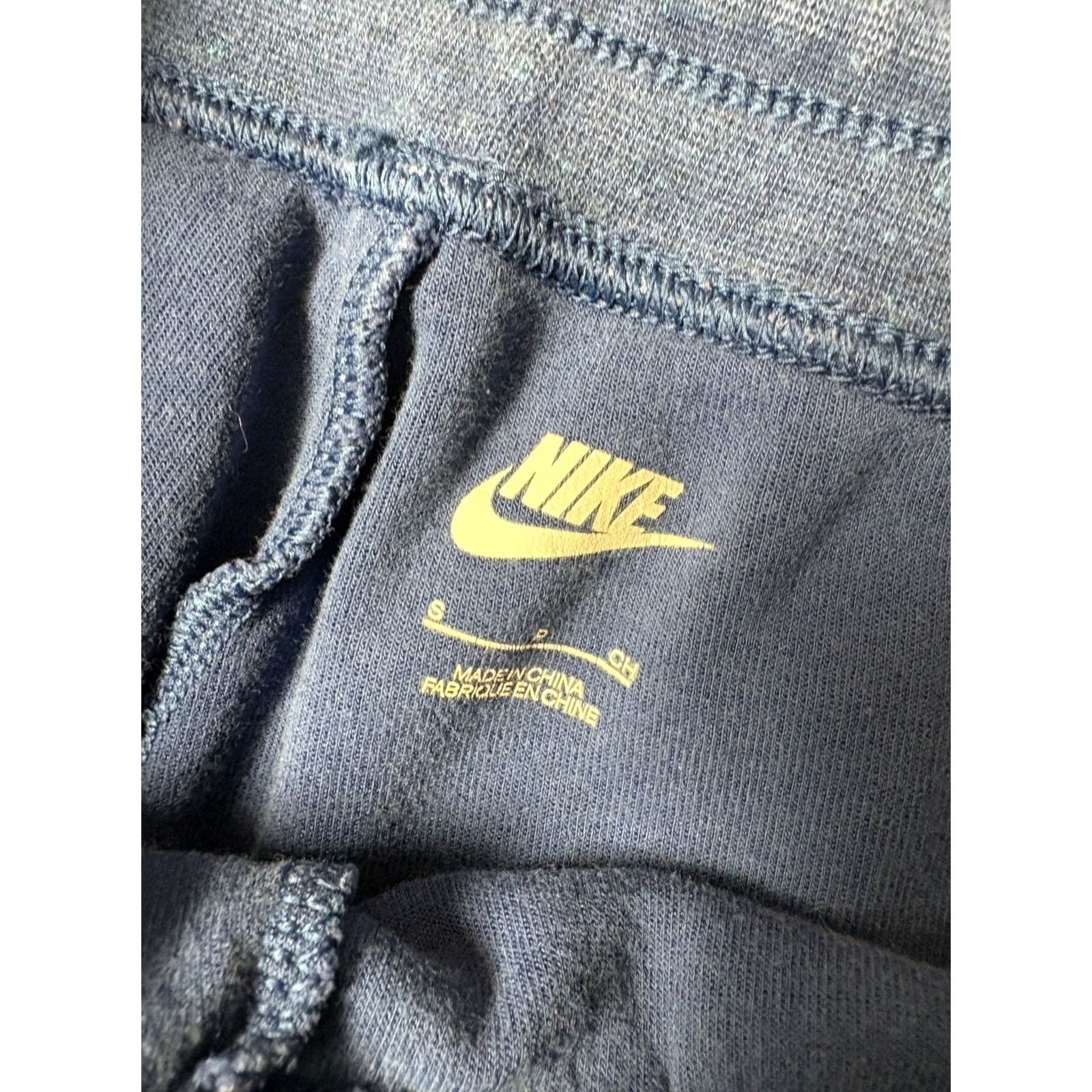Nike VINTAGE NIKE Tech Sweatpants Women Small Blue Fleece Lined 803575 Size 28" / US 6 / IT 42 - 6 Thumbnail