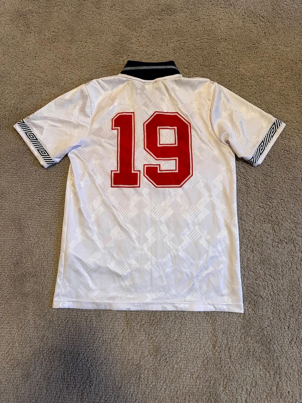 Umbro #19 Umbro England 1992 Football Shirt Soccer Jersey Sz S Size US S / EU 44-46 / 1 - 8 Thumbnail