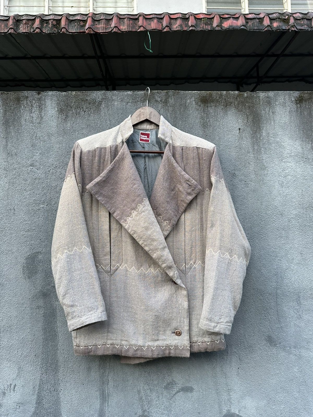 Issey Miyake Vintage Issey Miyake Double Breasted Wool Jacket (Woman) Size US M / EU 48-50 / 2 - 6 Thumbnail