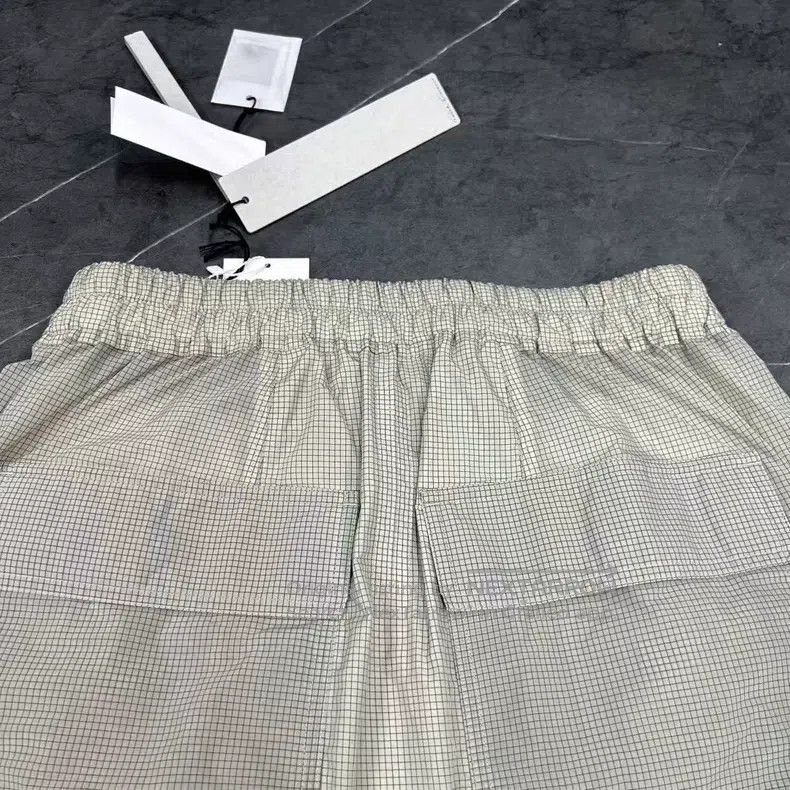Rick Owens Rick Owens Cargo Multi-Pocket Cargo Shorts Size US 38 / EU 54 - 4 Thumbnail