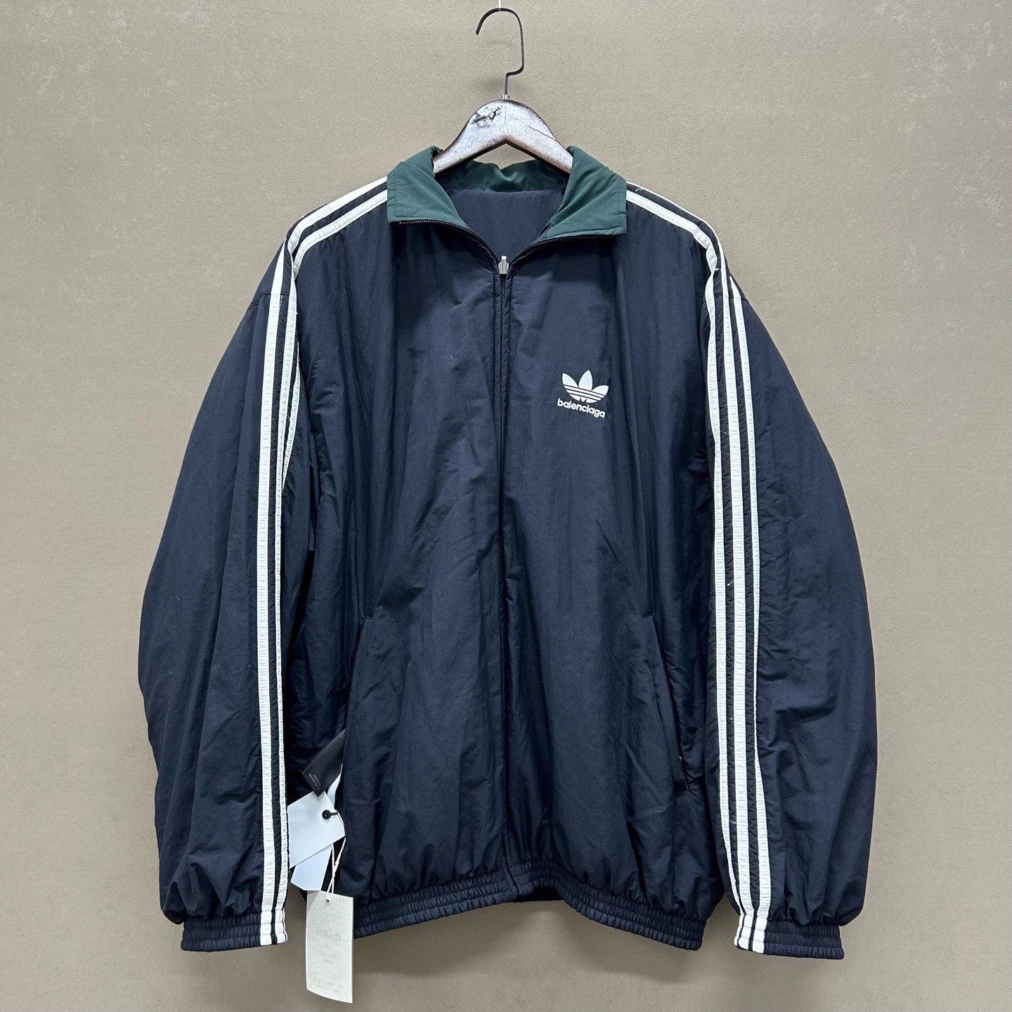 Balenciaga Balenciaga x adidas Double-Faced Cotton Jacket 99 New Size 1 Size US S / EU 44-46 / 1 - 3 Thumbnail