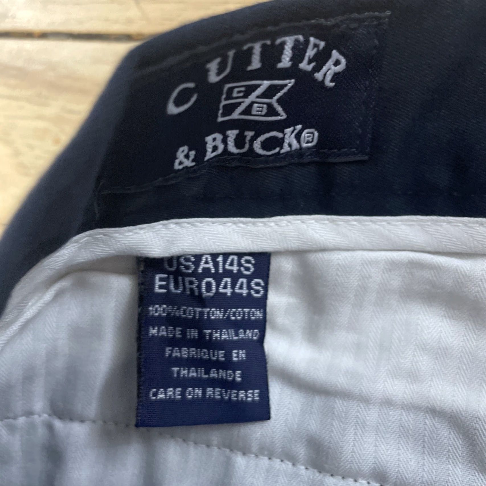 Cutter & Buck VINTAGE Cutter & Buck Pleated Golf Shorts Women 14S Blue Preppy Retro 90s Y2k Streetwear Size 36" / US 14 / IT 50 - 5 Thumbnail
