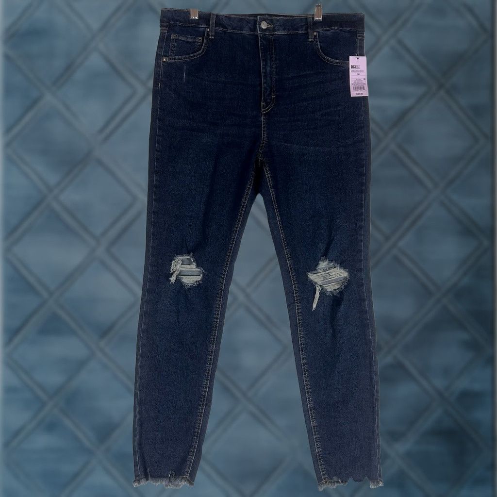 Vintage Wild Fable Highest Rise Skinny Jeans Womens 18 Distressed Blue NWT (Bohemian, Hipster) Jeans Women 5-Pocket/High Rise, Denim, Cotton Blend, Stretch Size 40" / US 18 - 1 Thumbnail