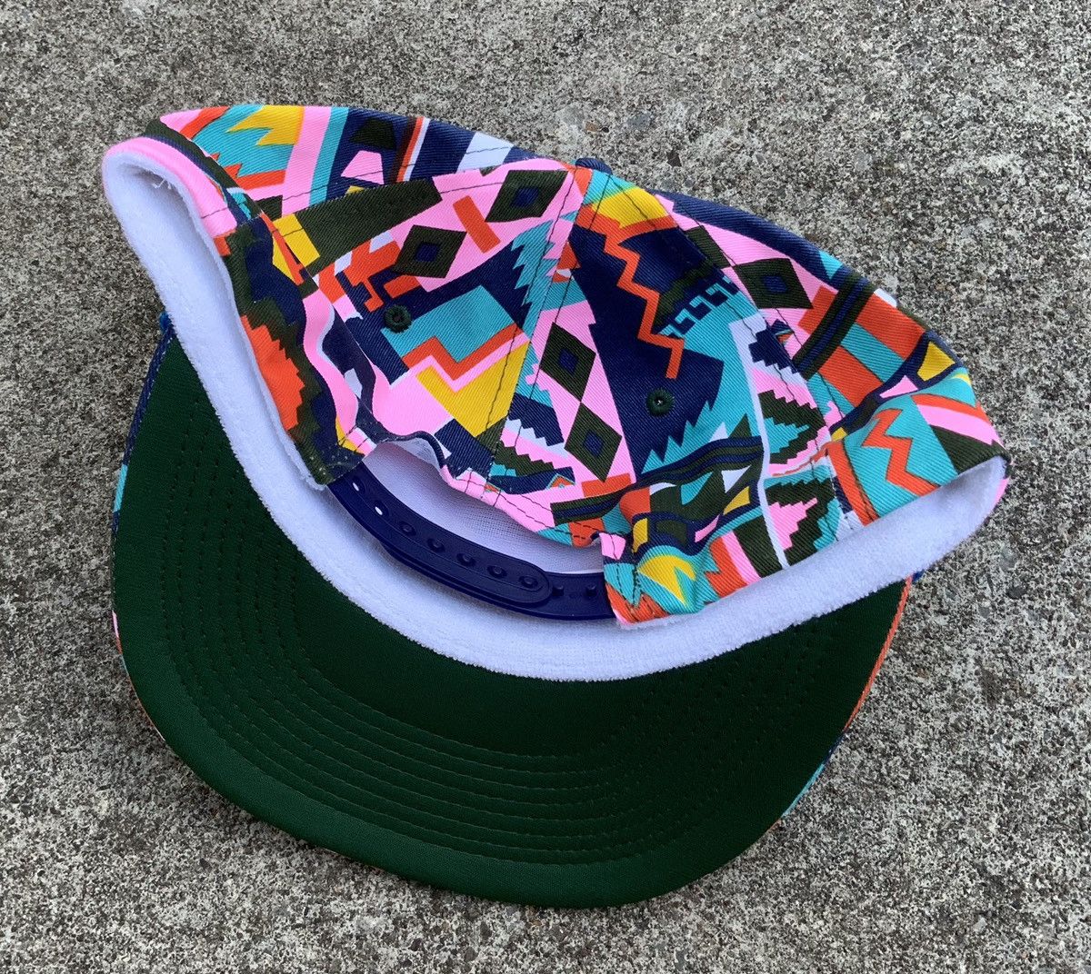 Other New White Owl Cigars Abstract Loud Snapback Trucker Hat Size ONE SIZE - 3 Thumbnail