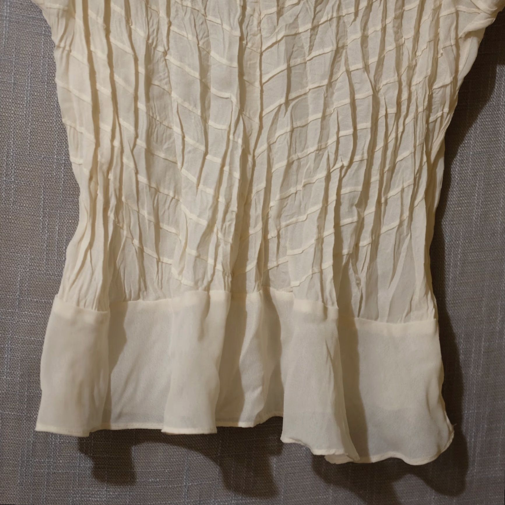 Vintage Sunny Leigh Ivory Sheer Ruffle Sleeveless Top Women XL Shirt Blouse Casual Party/Cocktail Travel Lightweight Chiffon 90s? Size XL / US 12-14 / IT 48-50 - 4 Thumbnail