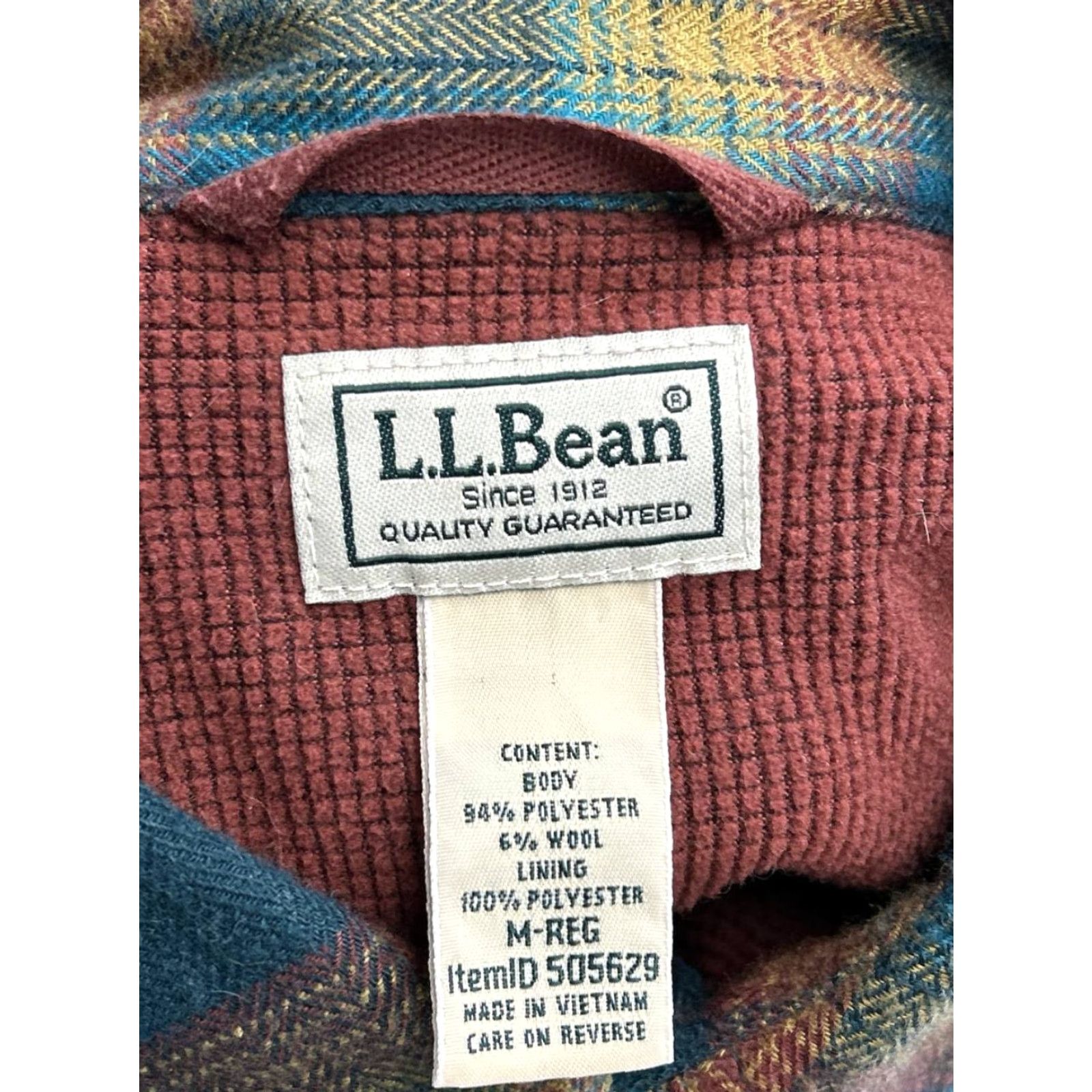 Vintage L.L.Bean Button-Up Shirt Mens M Blue Flannel Polyester Plaid Casual Winter Fall Spring Button-Down Collar Mens Clothing Size US M / EU 48-50 / 2 - 3 Thumbnail