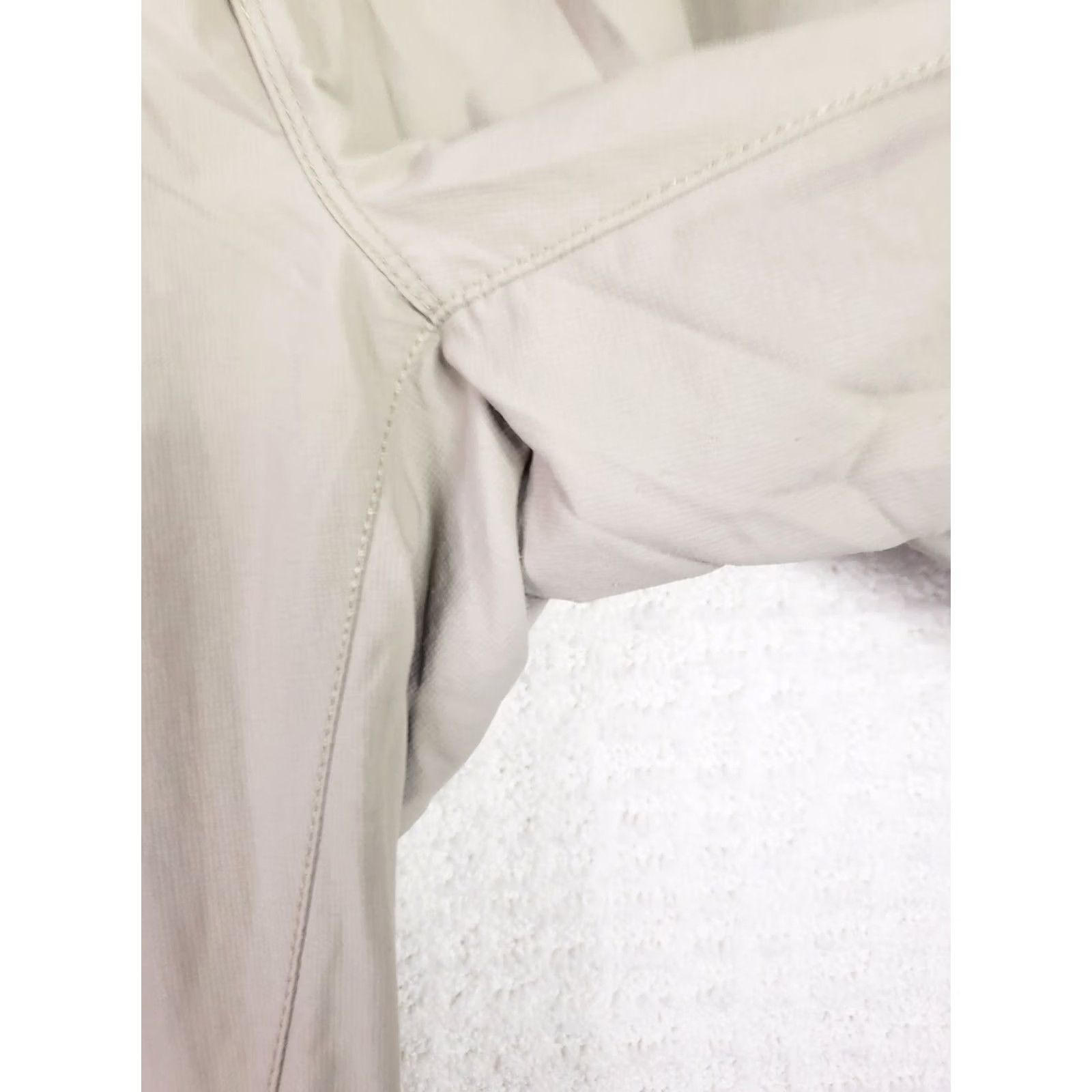 Royal Robbins Royal Robbins Pants Mens Size 42 x 30 Beige Solid Performance Tech Chino Size US 42 / EU 58 - 7 Thumbnail