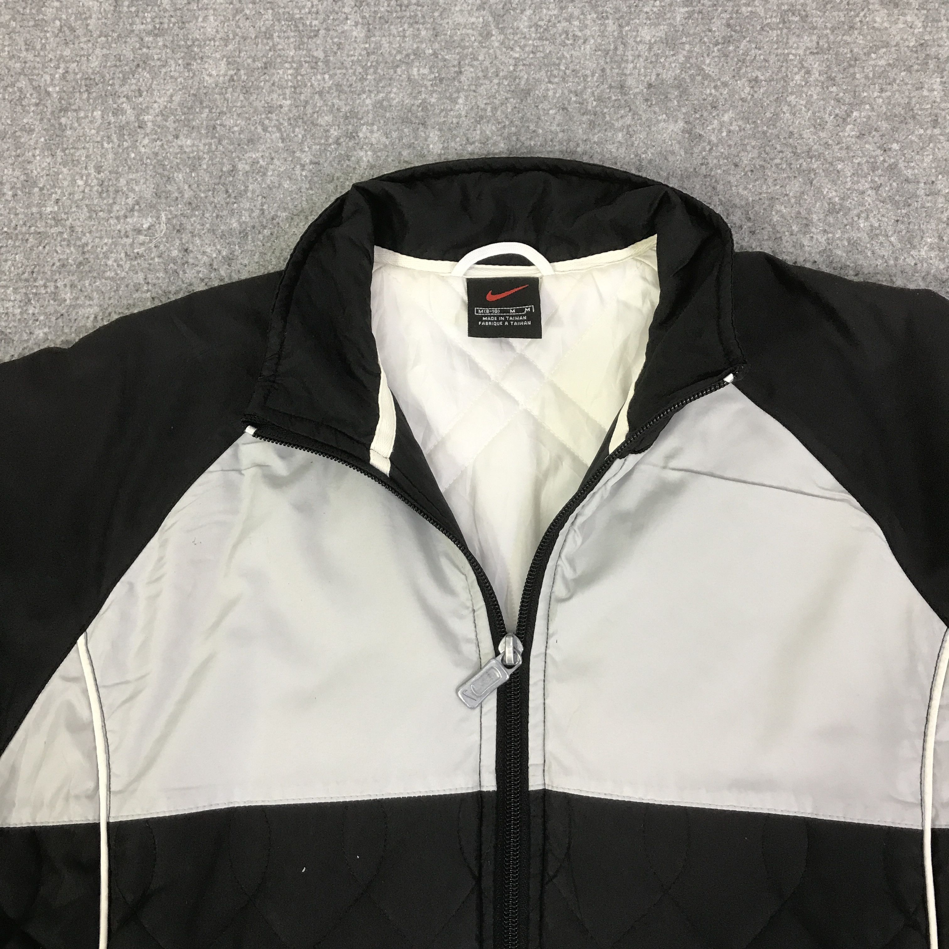 Nike NIKE DESIGN WOMAN JACKET K98B10 Size US L / EU 52-54 / 3 - 7 Thumbnail