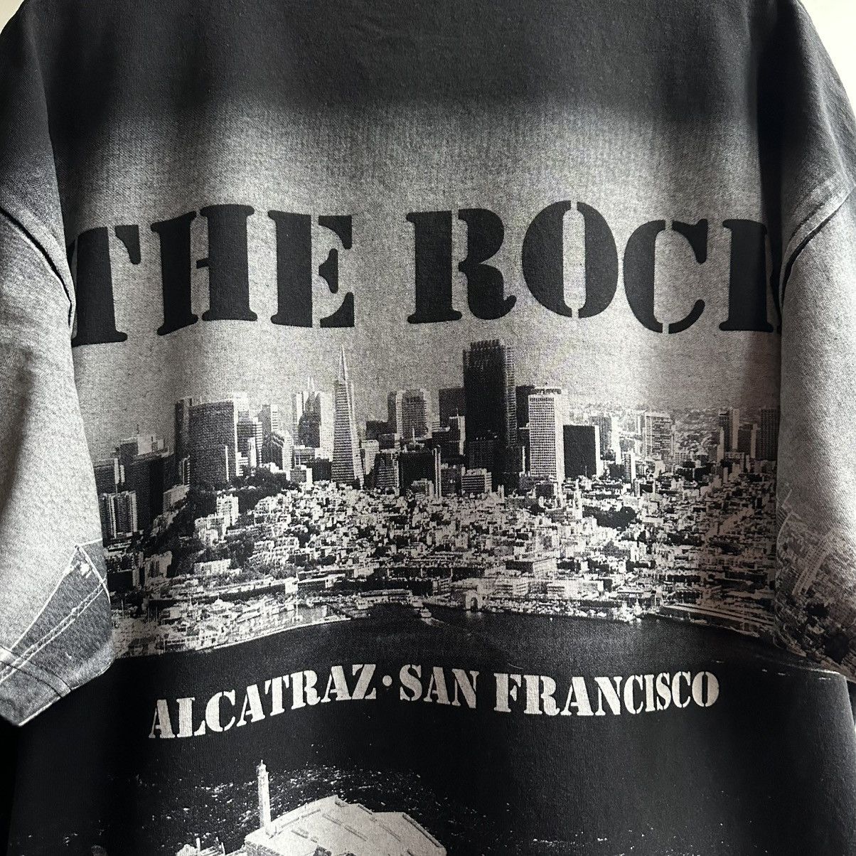 Vintage VINTAGE THE ROCK ALCATRAZ SAN FRANCISCO AOP TEE Size US XXL / EU 58 / 5 - 9 Thumbnail