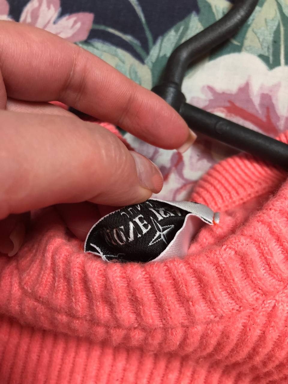 Stone Island Stone Island Pink Hand-Sprayed Knit Jumper Size XS / US 0-2 / IT 36-38 - 7 Thumbnail