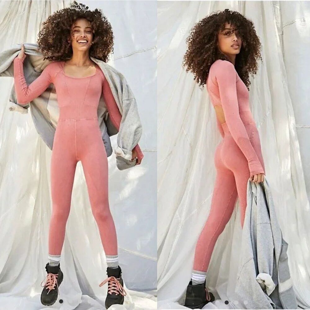 Free People New Free People Good Karma Long-Sleeve Onesie Size XS/S Size 27" / US 4 / IT 40 - 1 Thumbnail