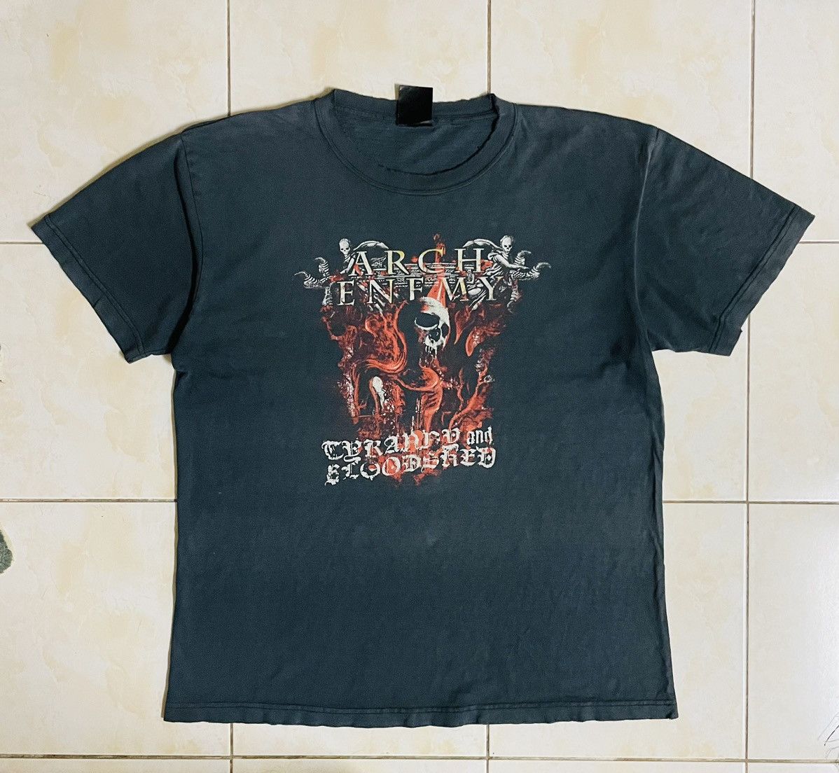 Band Tees VINTAGE ARCH ENEMY TOUR SHIRTS Size US XL / EU 56 / 4 - 1 Thumbnail