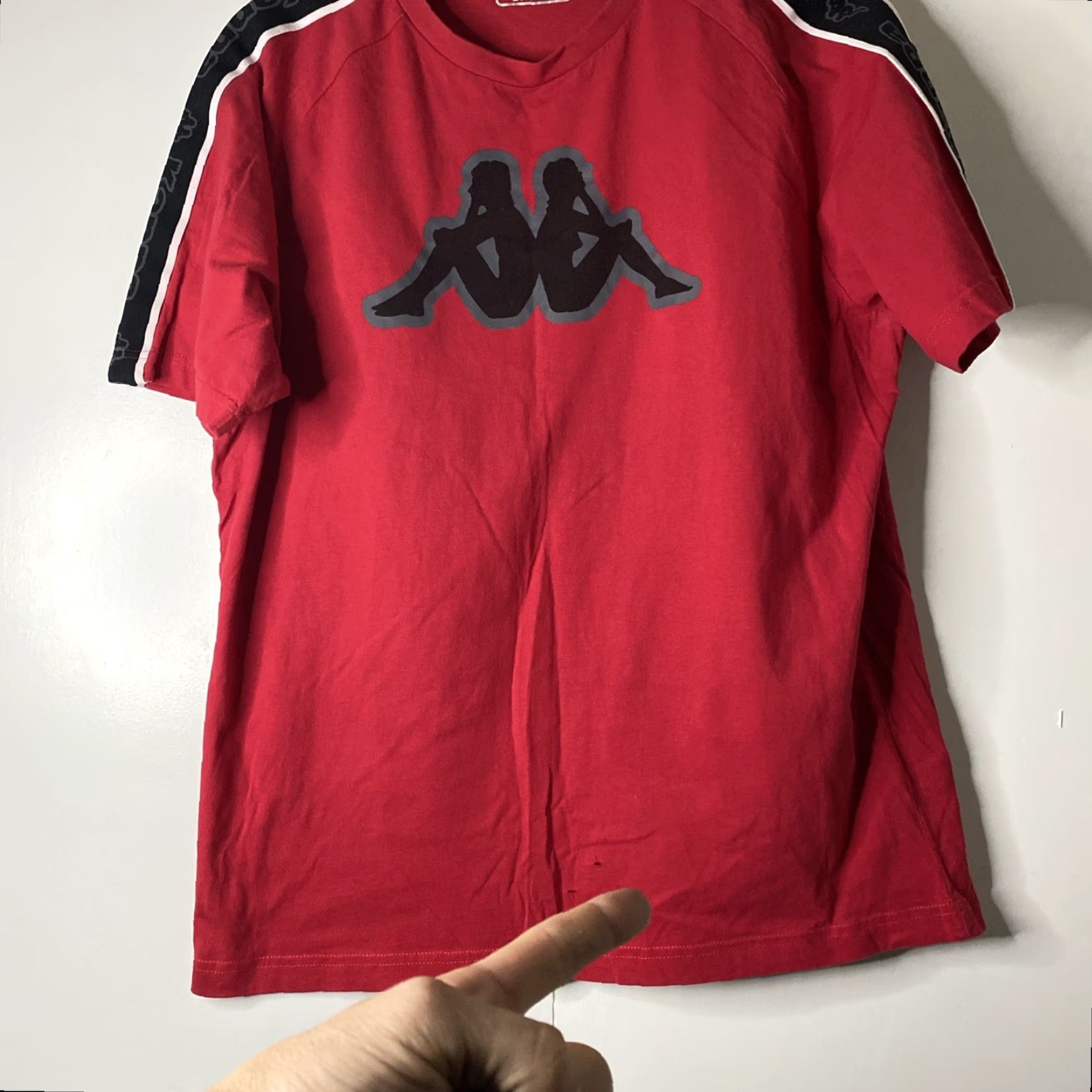 Kappa Kappa Men's Logo Tape Maroon T-Shirt L Shirt Streetwear Fashion Size US L / EU 52-54 / 3 - 4 Thumbnail