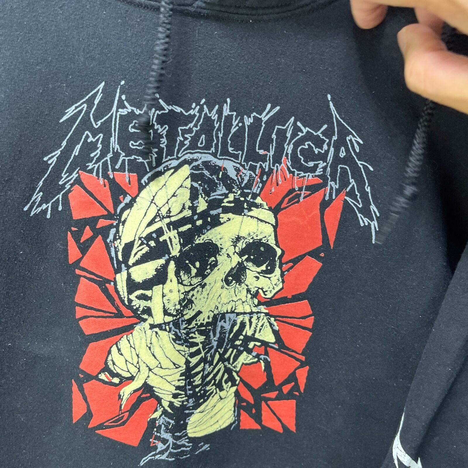 Metallica Vintage Metallica One Skull Red Shattered Glass Hoodie XL Size US XL / EU 56 / 4 - 4 Thumbnail