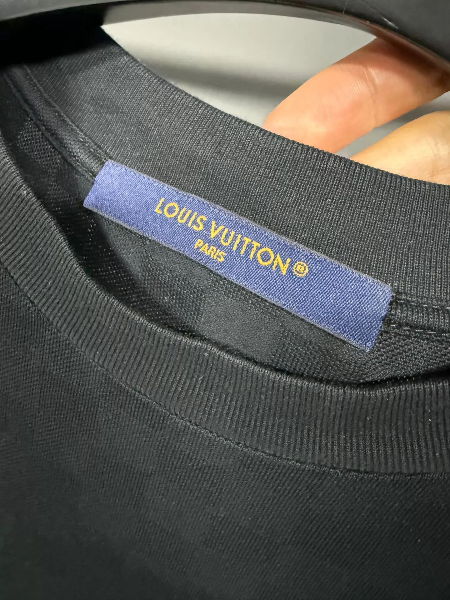 Louis Vuitton LV 24ss Pharrell Embroidered Monogram Short Sleeve Tee Size US S / EU 44-46 / 1 - 4 Thumbnail