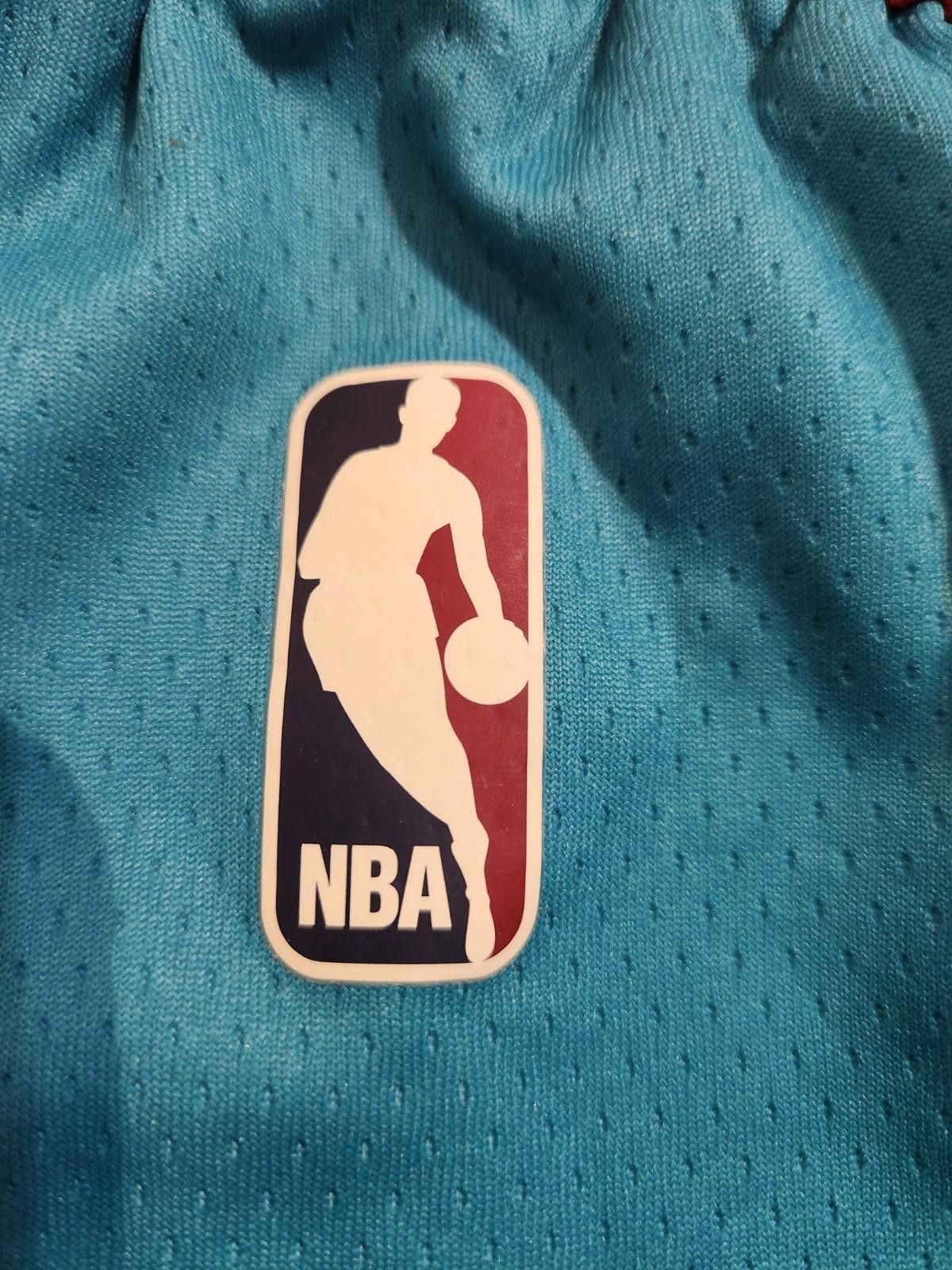 Nike Nike Memphis Vancouver Grizzlies Swingman Shorts Size 34 (M) Size ONE SIZE - 8 Thumbnail