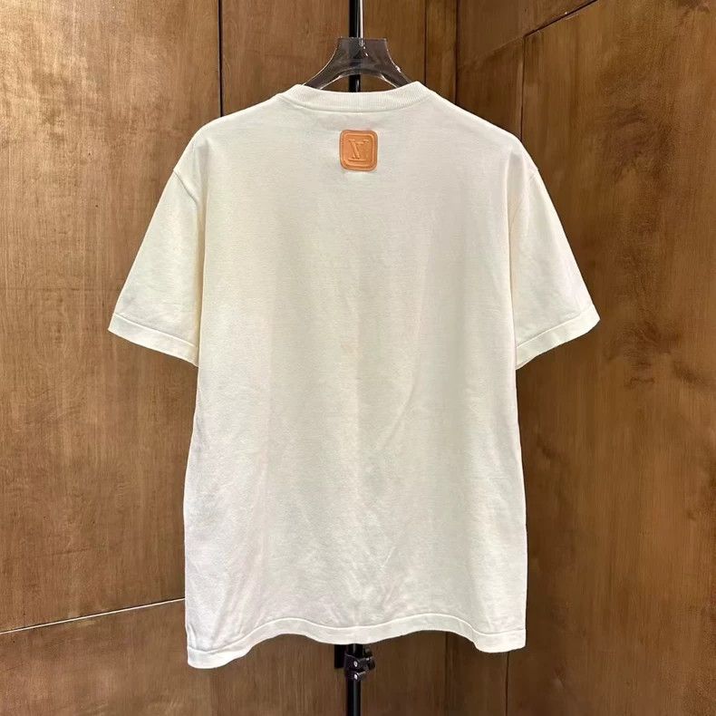 Louis Vuitton Louis Vuitton 25 New Leather Letter Knit White Short Sleev Size US L / EU 52-54 / 3 - 2 Thumbnail