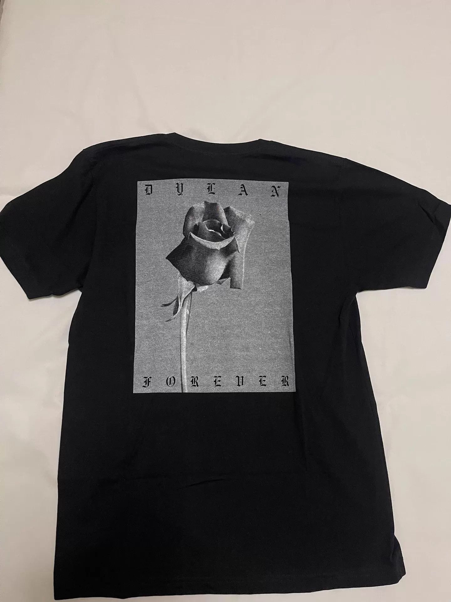 Supreme Supreme F&F Roses Sk8 Memorial Limited Tee L Size US L / EU 52-54 / 3 - 6 Thumbnail