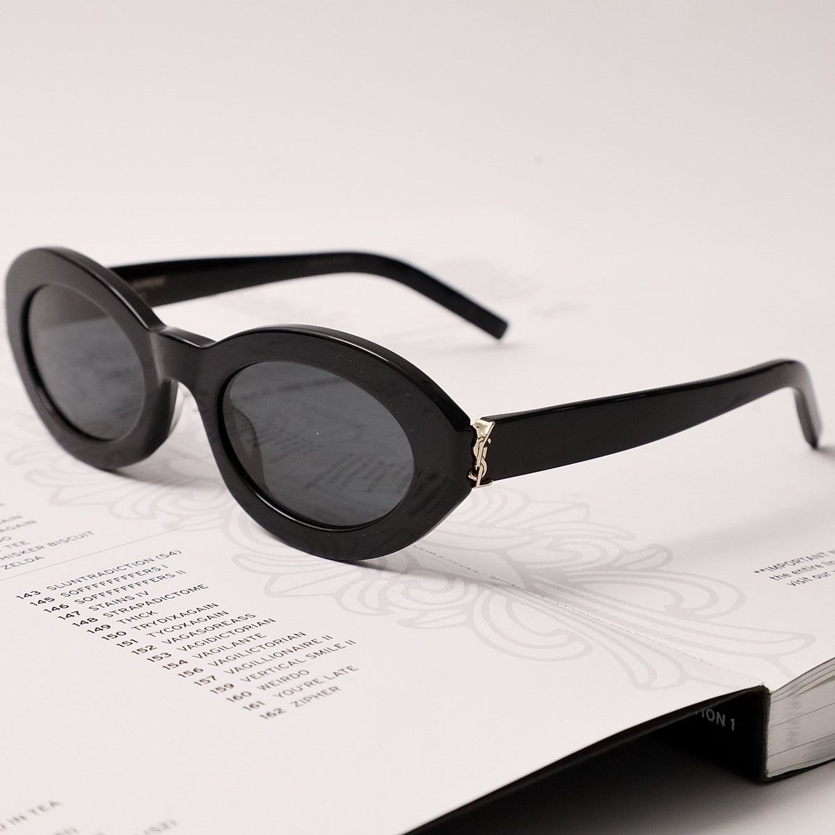 Yves Saint Laurent SAINT LAURENT SL M136 001 SUNGLASSES Size ONE SIZE - 2 Thumbnail