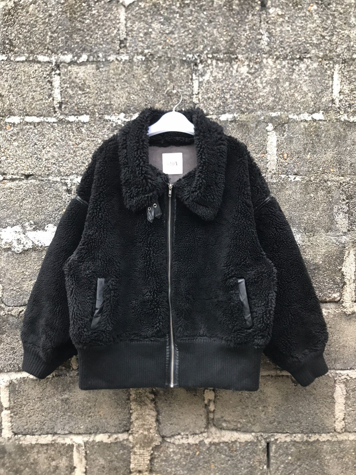 Japanese Brand 🔥Winter Fashion Gyda Oversize Shearling Bomber Jacket Size US M / EU 48-50 / 2 - 1 Thumbnail