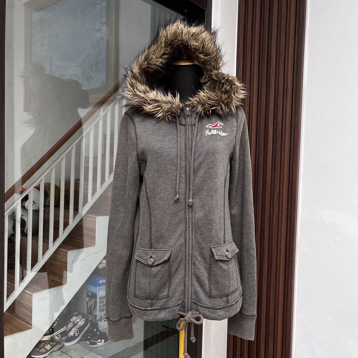 Hollister Y2k Hollister Faur Hoodie Racoon Size M / US 6-8 / IT 42-44 - 1 Thumbnail