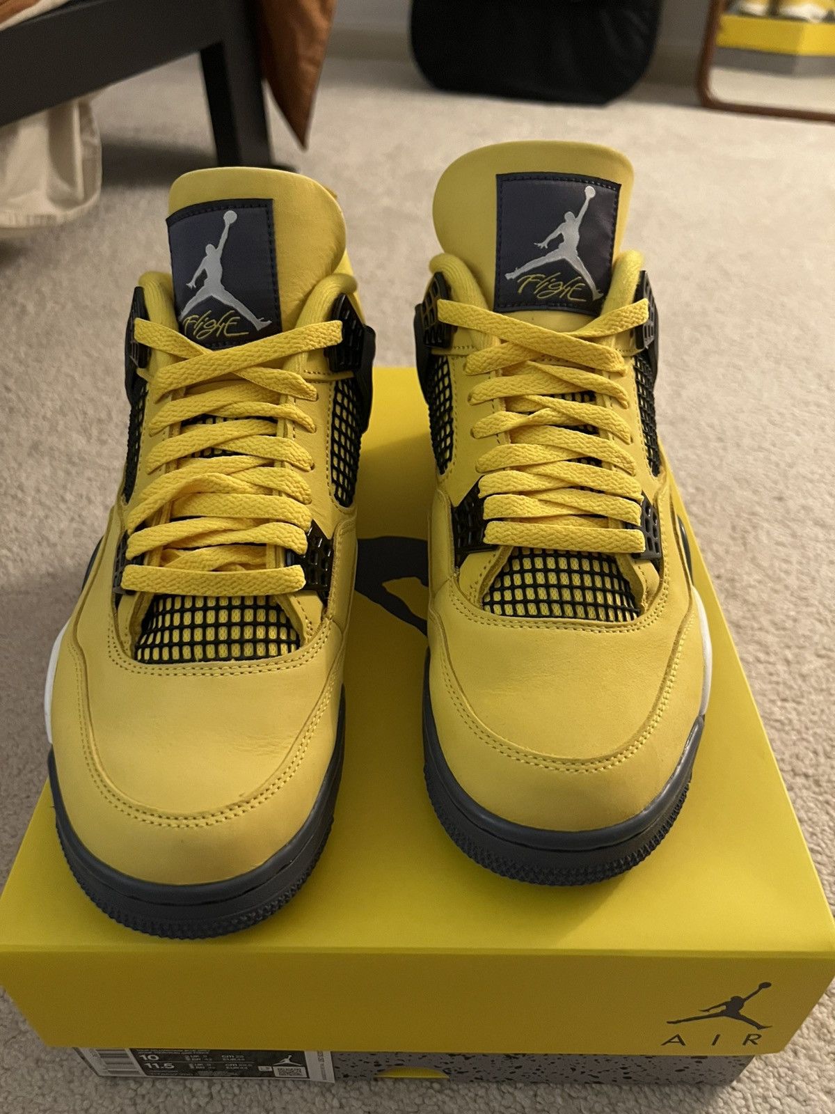 Nike Jordan 4 lightning 2021 Size US 10 / EU 43 - 3 Thumbnail