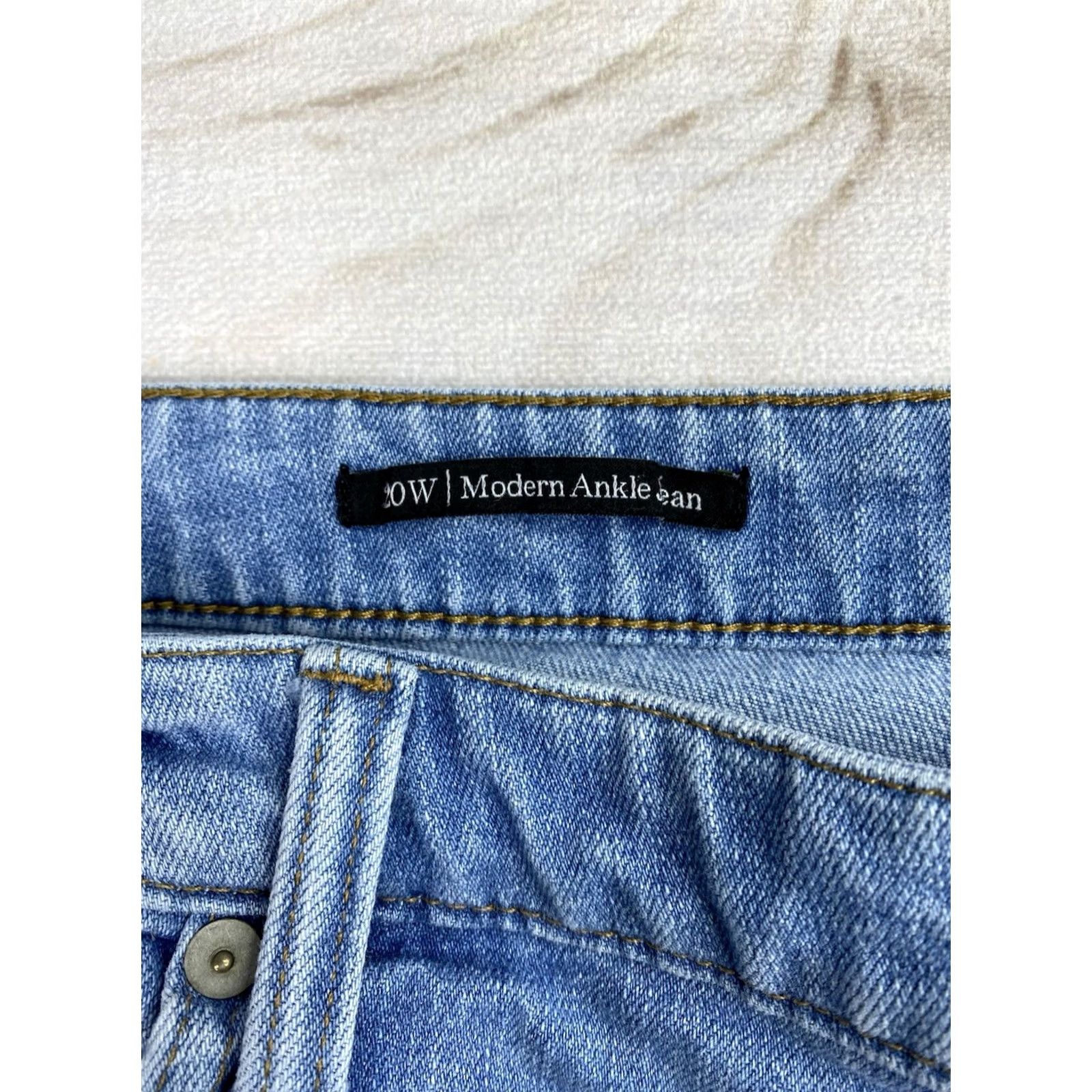 Talbots Talbots Jeans Womens 20W Blue Modern Ankle Jean High Waist Straight Light Wash Size 42" / US 20 - 3 Thumbnail