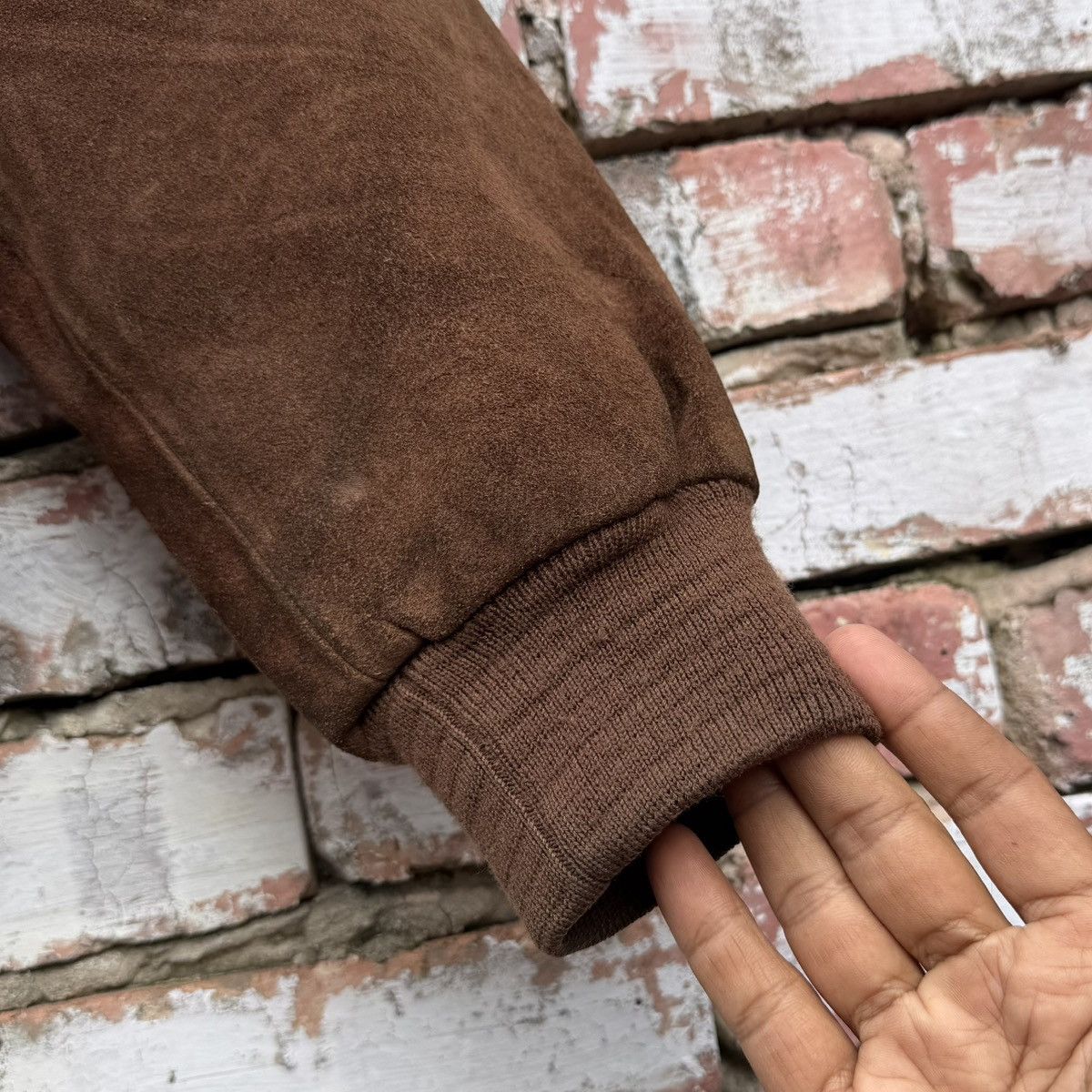 Vintage Vintage Gerry Cosby Suede Leather Bomber Jacket Brown Size US L / EU 52-54 / 3 - 9 Thumbnail