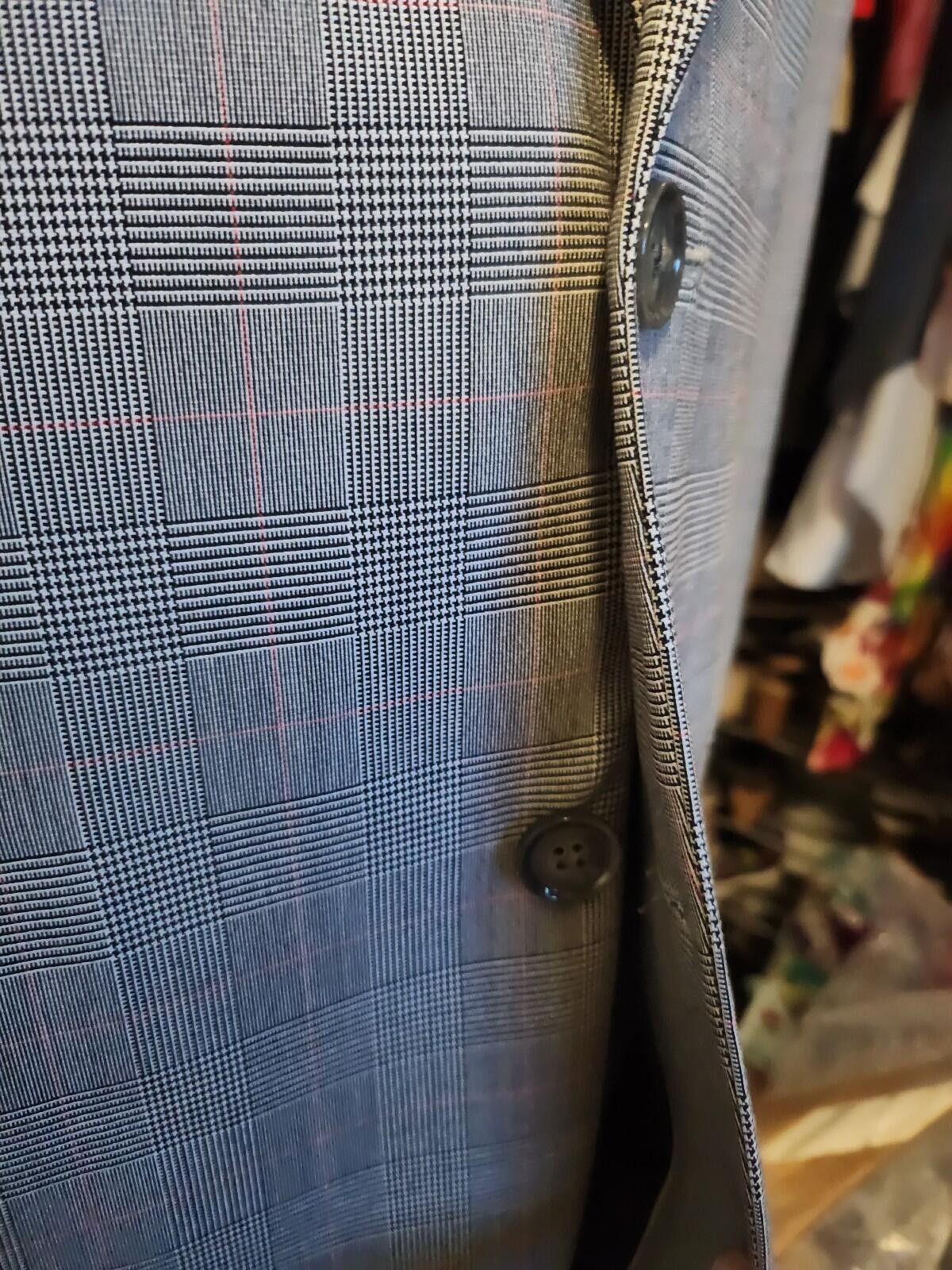 Express Express blazer 40R plaid no call outs double button Size 40R - 2 Thumbnail