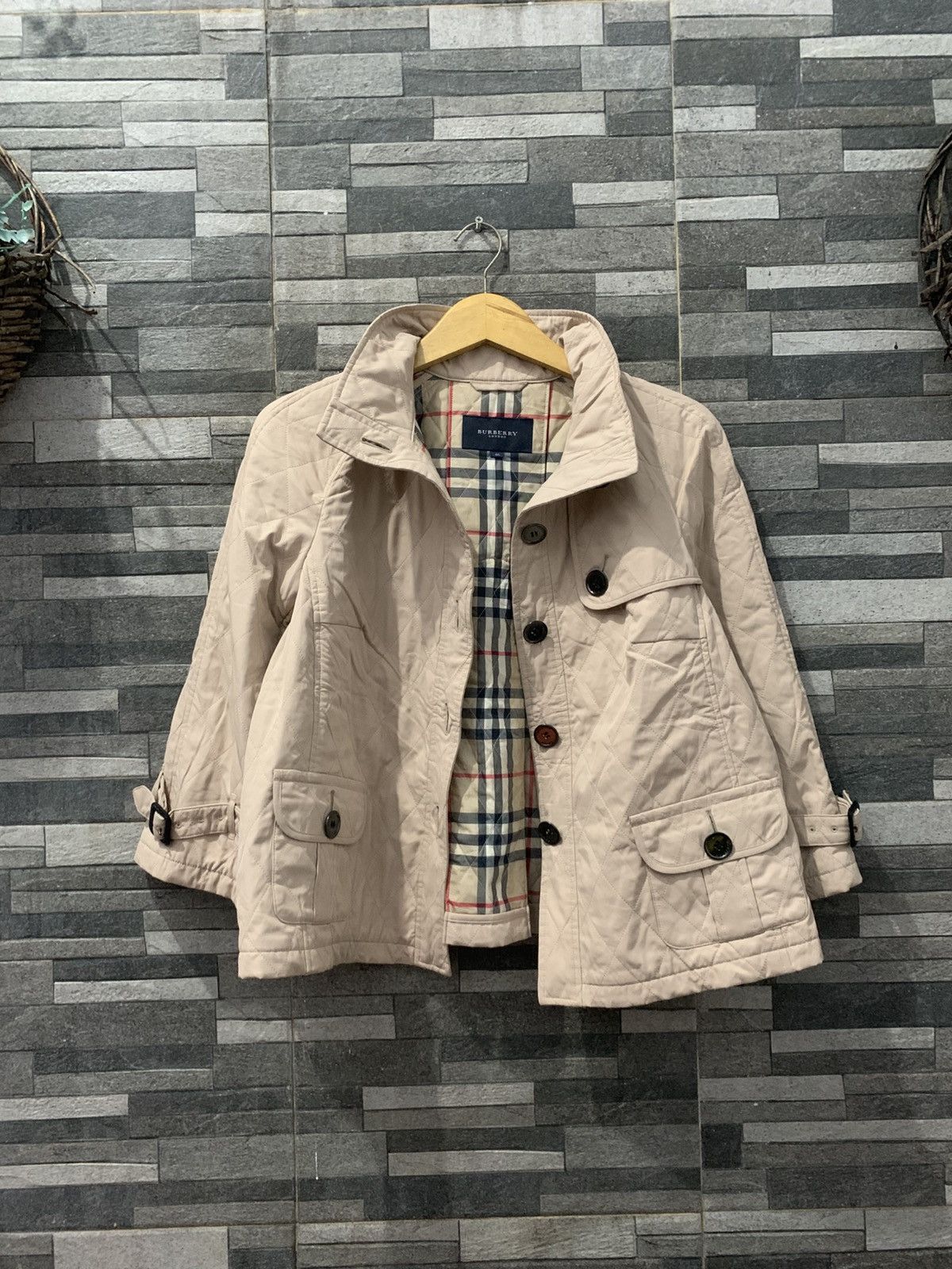 Burberry Burberry Quilted Puffer Jacket Size M / US 6-8 / IT 42-44 - 12 Thumbnail