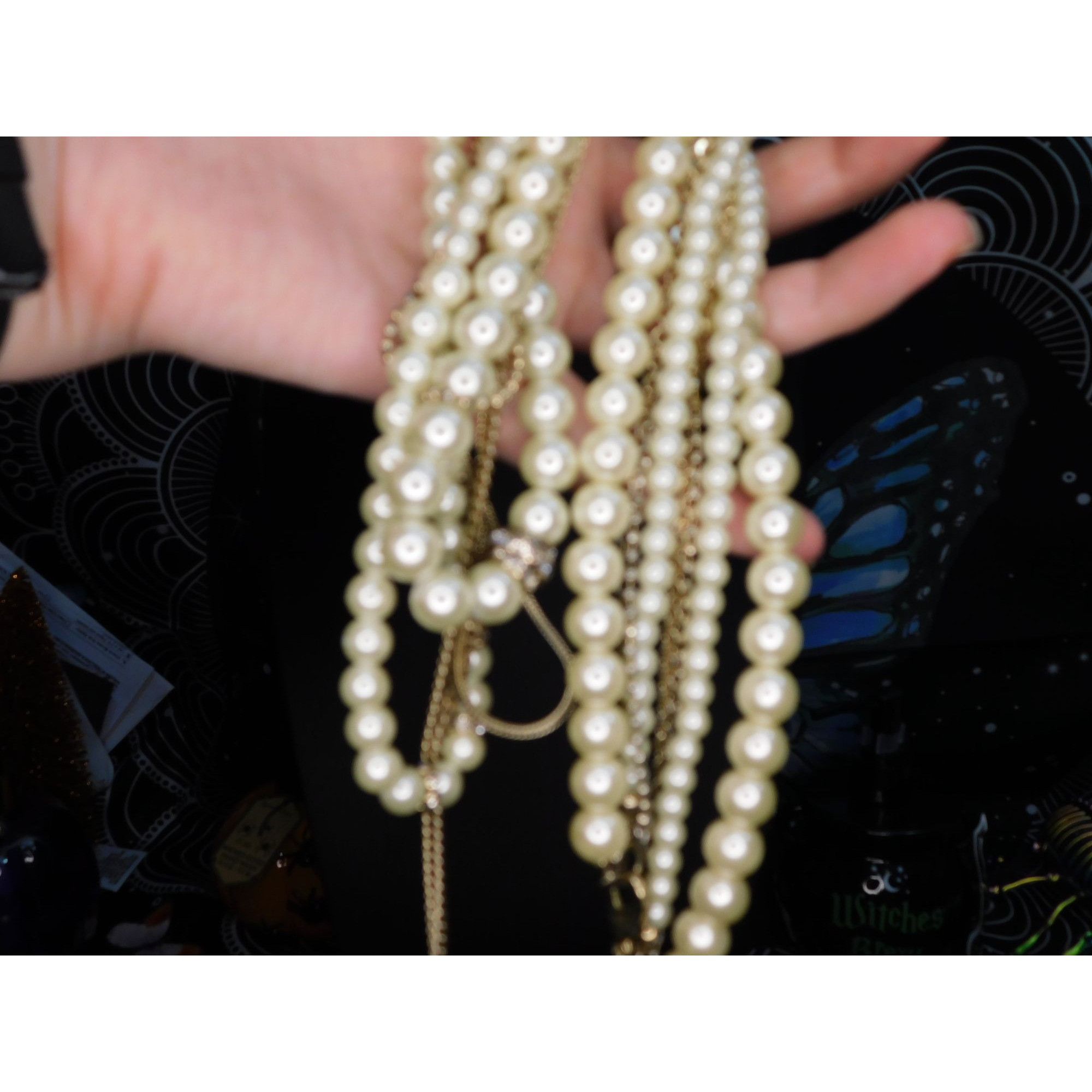 Other Multilayer Hollywood Glam Faux Pearl And Gold Tone Chain Nec Size ONE SIZE - 5 Thumbnail