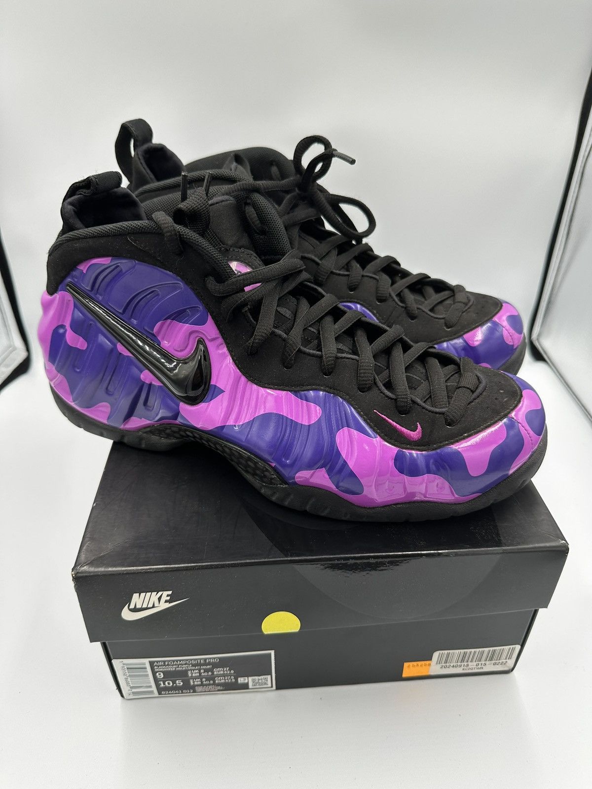Nike Nike Foamposite Size US 9 / EU 42 - 5 Thumbnail