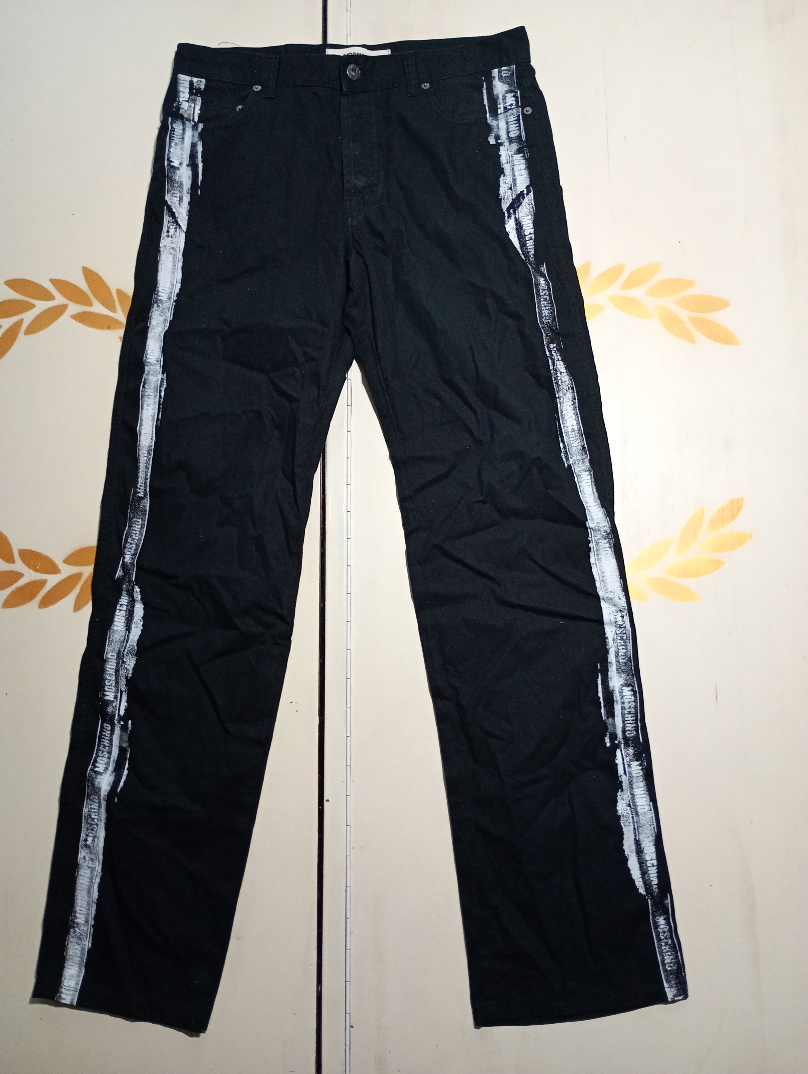 Moschino Moschino Striped Jeans Vintage Size US 34 / EU 50 - 1 Thumbnail