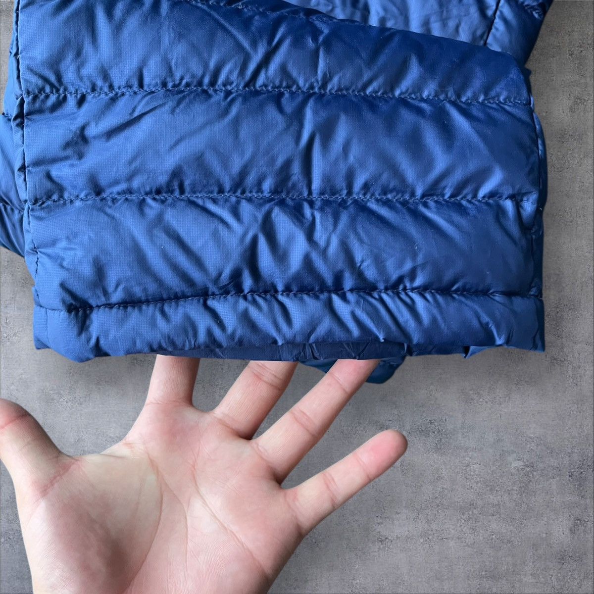 Supreme USED SUPREME MICRO DOWN SET PUFFER AND PANTS “NAVY” SIZE L&M Size US L / EU 52-54 / 3 - 9 Thumbnail