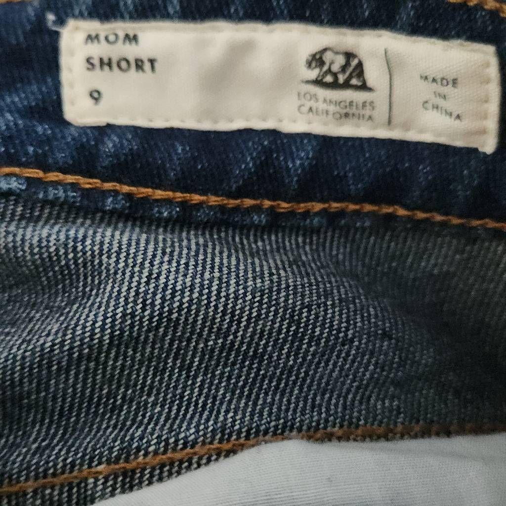 Bullhead Denim Co. Bullhead Denim Women's Size 9 Mallary Blue Mom Shorts Size 30" / US 8 / IT 44 - 3 Thumbnail