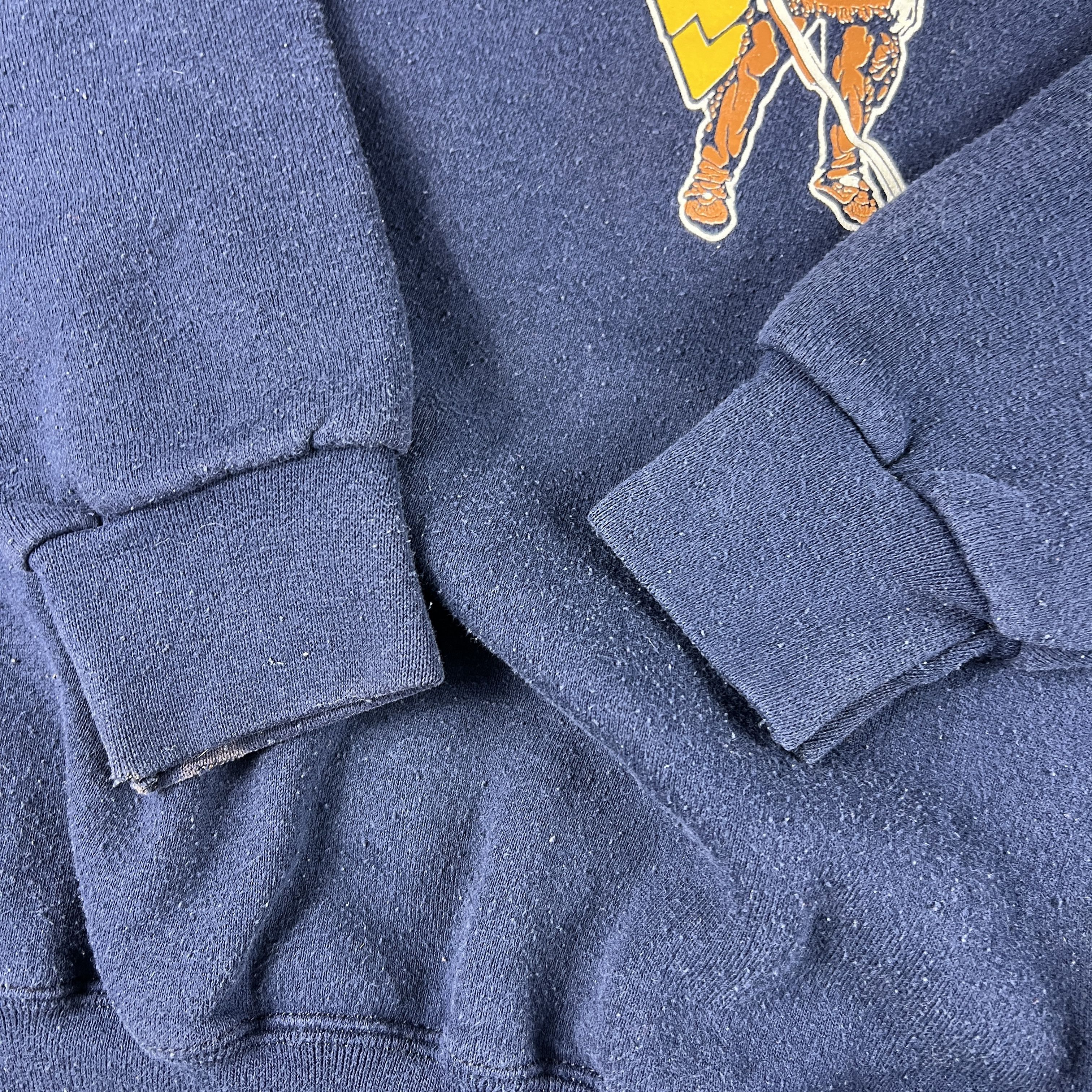 NCAA × Vintage VTG 90s West Virginia Mountaineers Sweatshirt Faded Crewneck Size US XL / EU 56 / 4 - 4 Thumbnail