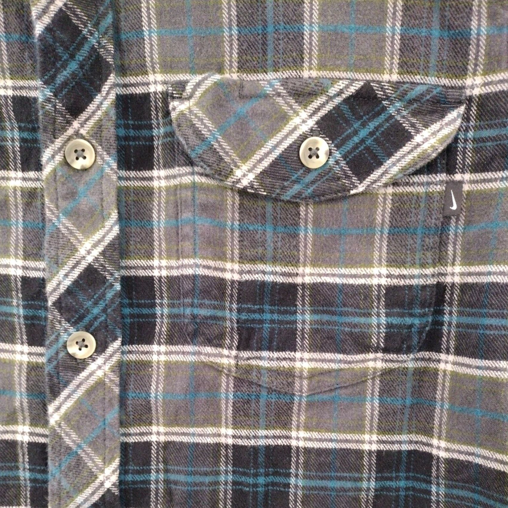 Nike Nike Shirt Mens Small Blue Plaid Flannel Button-Up Size US S / EU 44-46 / 1 - 2 Thumbnail