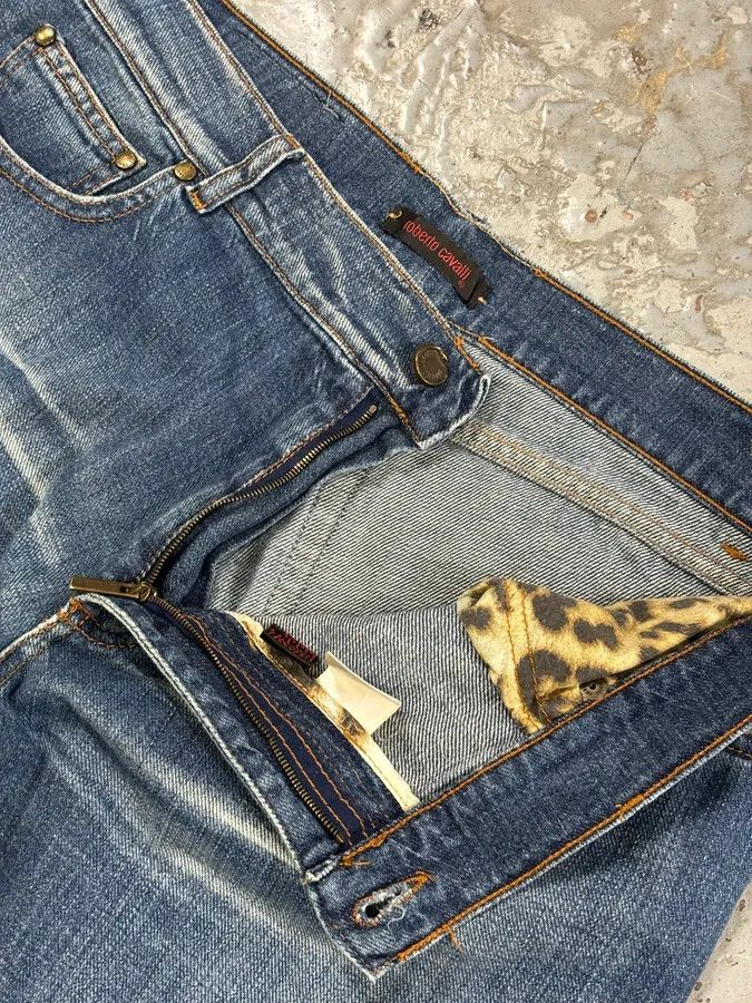 Roberto Cavalli AW2005 Roberto Cavalli Leopard Interior Blue Denim Jeans Size US 32 / EU 48 - 9 Thumbnail