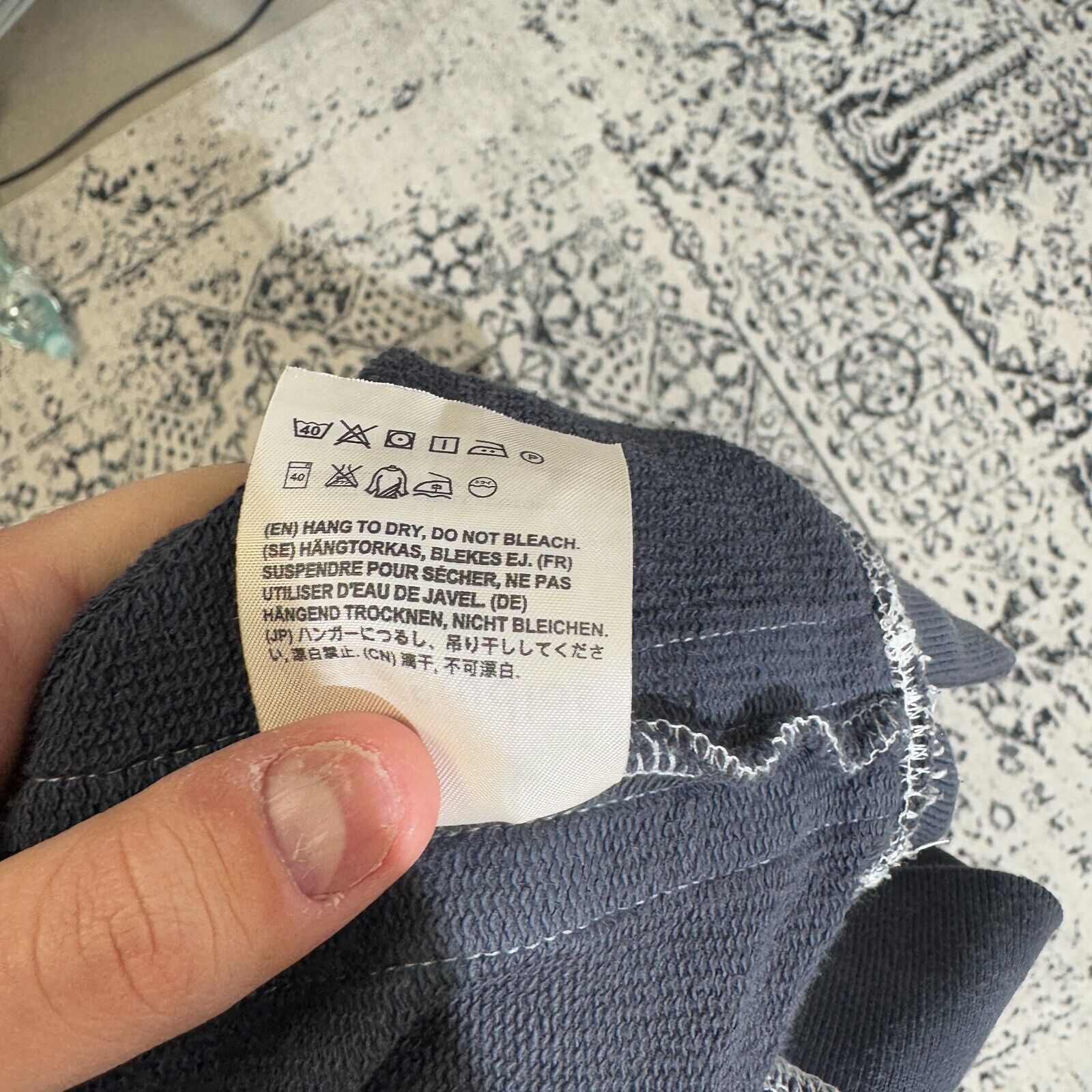 Vintage Acne Navy Blue Cotton Vest Sweatshirt Size L Y2k Runway Size US L / EU 52-54 / 3 - 8 Thumbnail