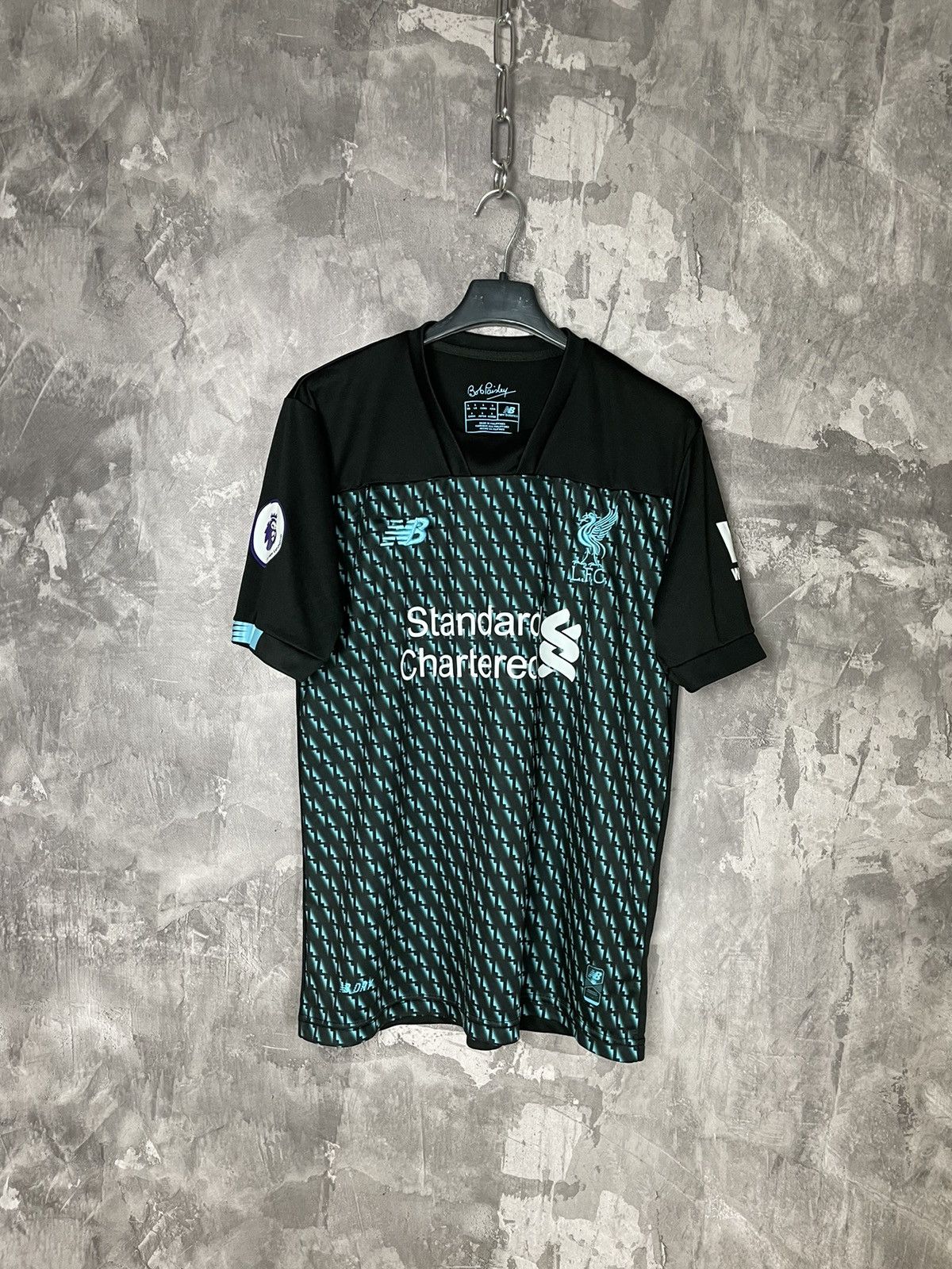 New Balance New Balance Liverpool 2016 2017 Away Shirt Soccer Jersey Size US S / EU 44-46 / 1 - 1 Thumbnail